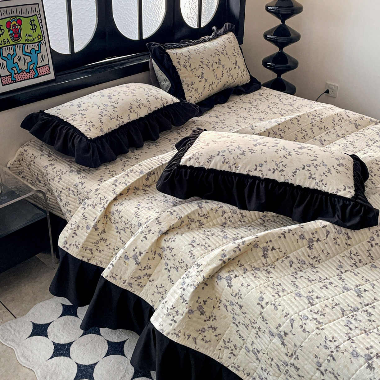 91家纺网 家纺一手货源 找家纺 富米莱单品馆 2026新款法式赫本风大花边A类古法仿棉云感纱单品床盖 槿上花开