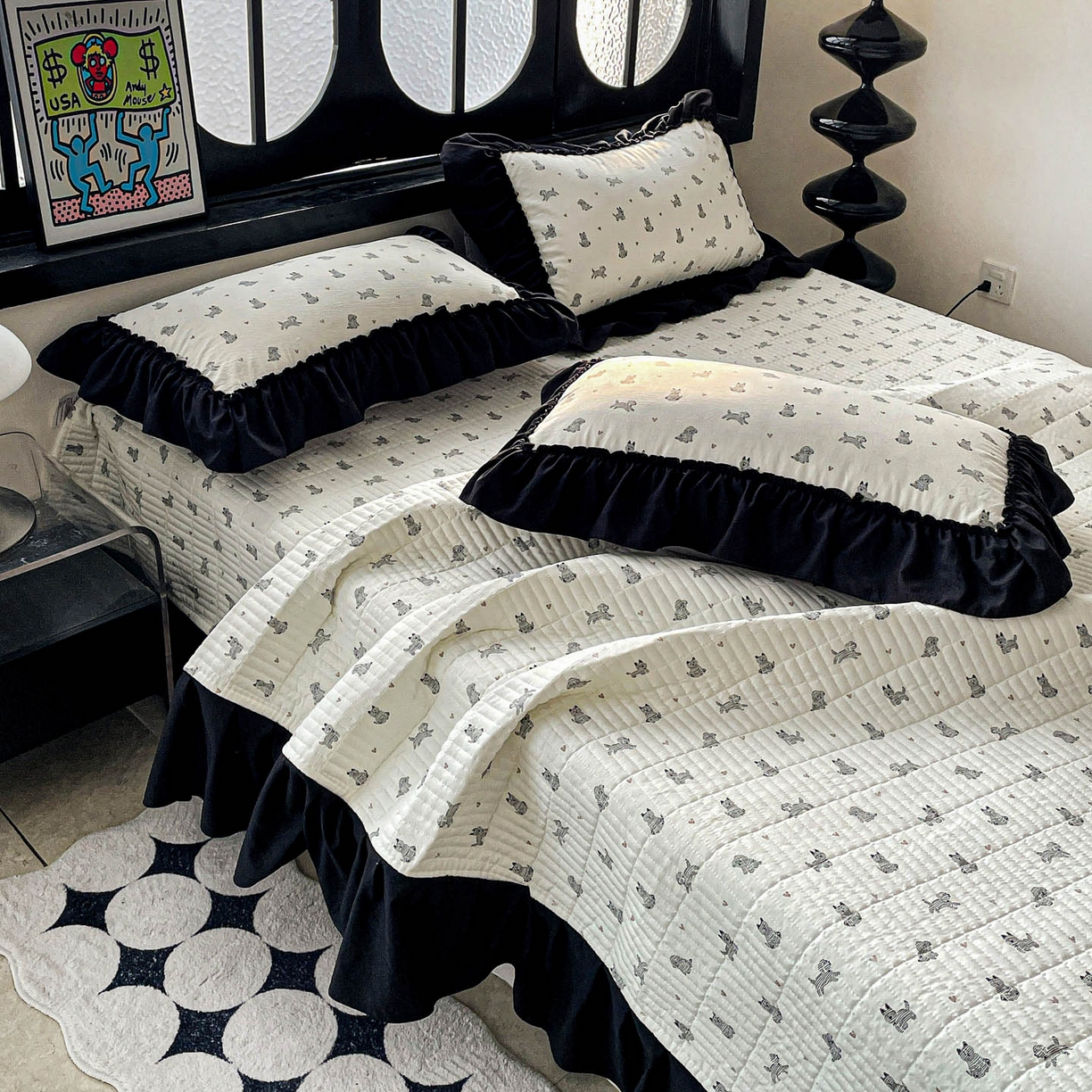 91家纺网 家纺一手货源 找家纺 富米莱单品馆 2026新款法式赫本风大花边A类古法仿棉云感纱单品床盖 恰恰狗