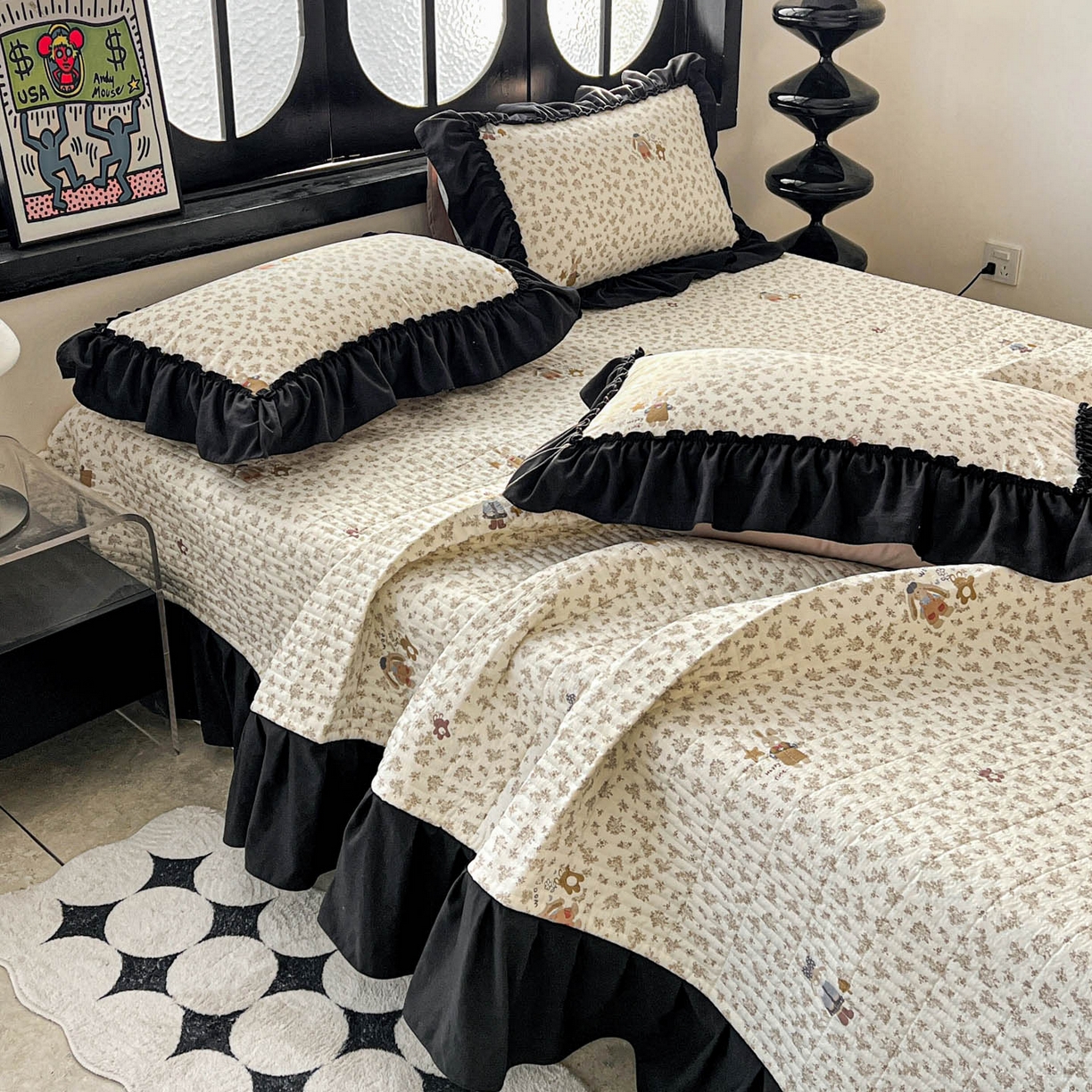 91家纺网 家纺一手货源 找家纺 富米莱单品馆 2026新款法式赫本风大花边A类古法仿棉云感纱单品床盖 午后时光