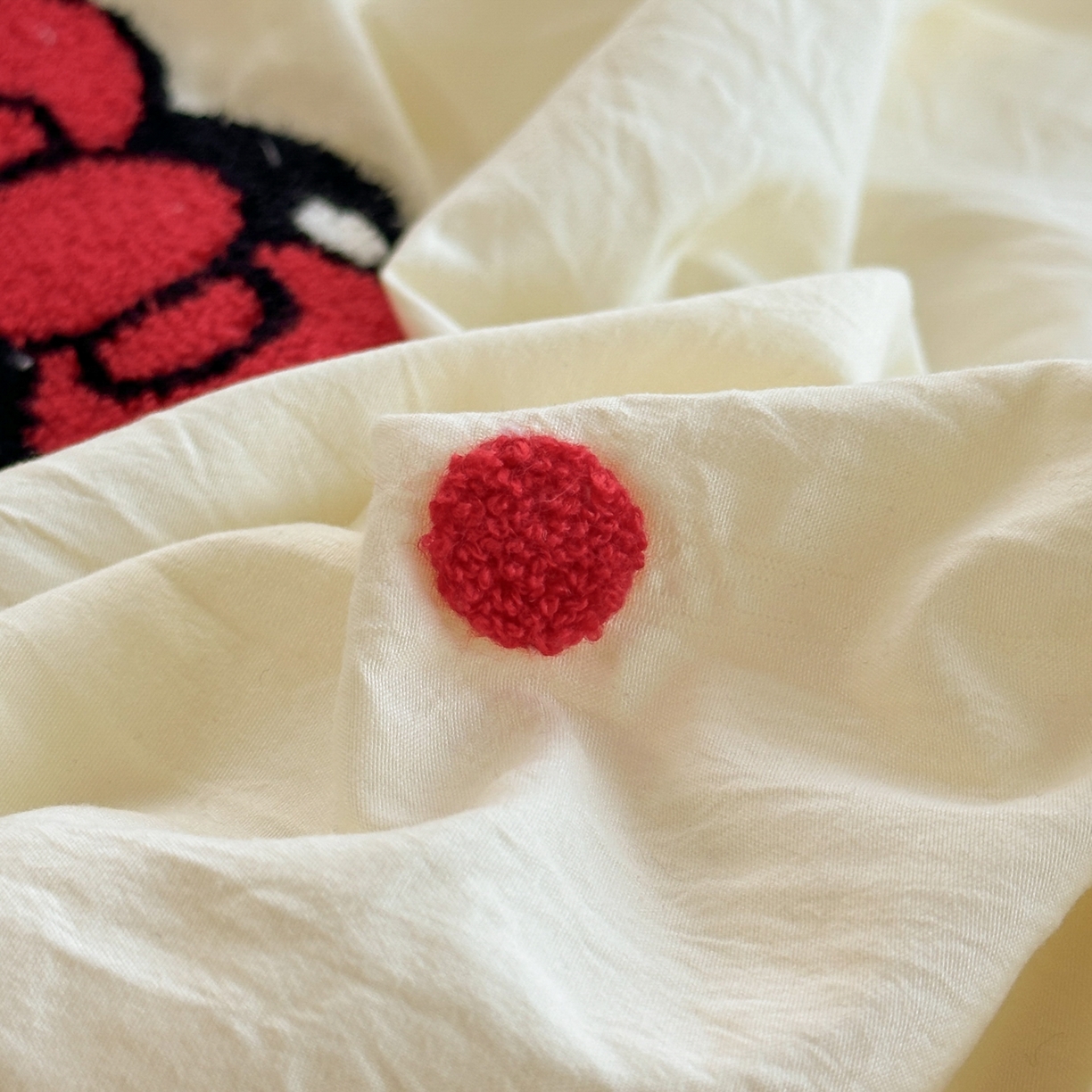 91家纺网 家纺一手货源 找家纺 奈颜 2026新款超柔水洗皱皱棉毛巾绣四件套 芝士KT