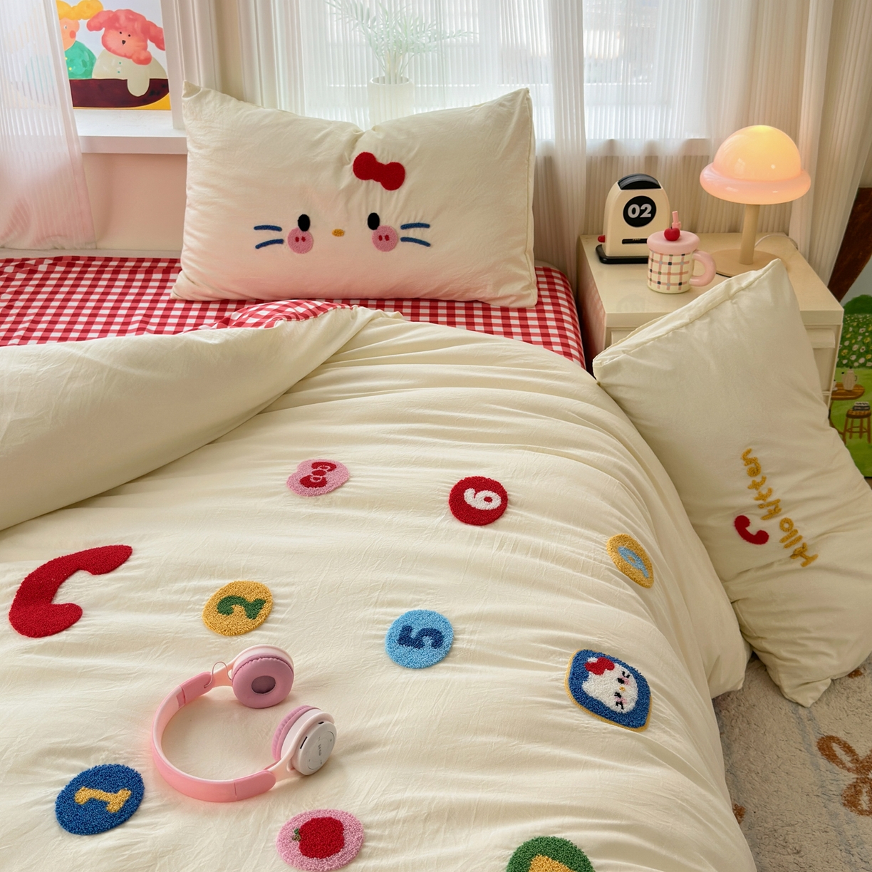 91家纺网 家纺一手货源 找家纺 奈颜 2026新款超柔水洗皱皱棉毛巾绣四件套 电话猫