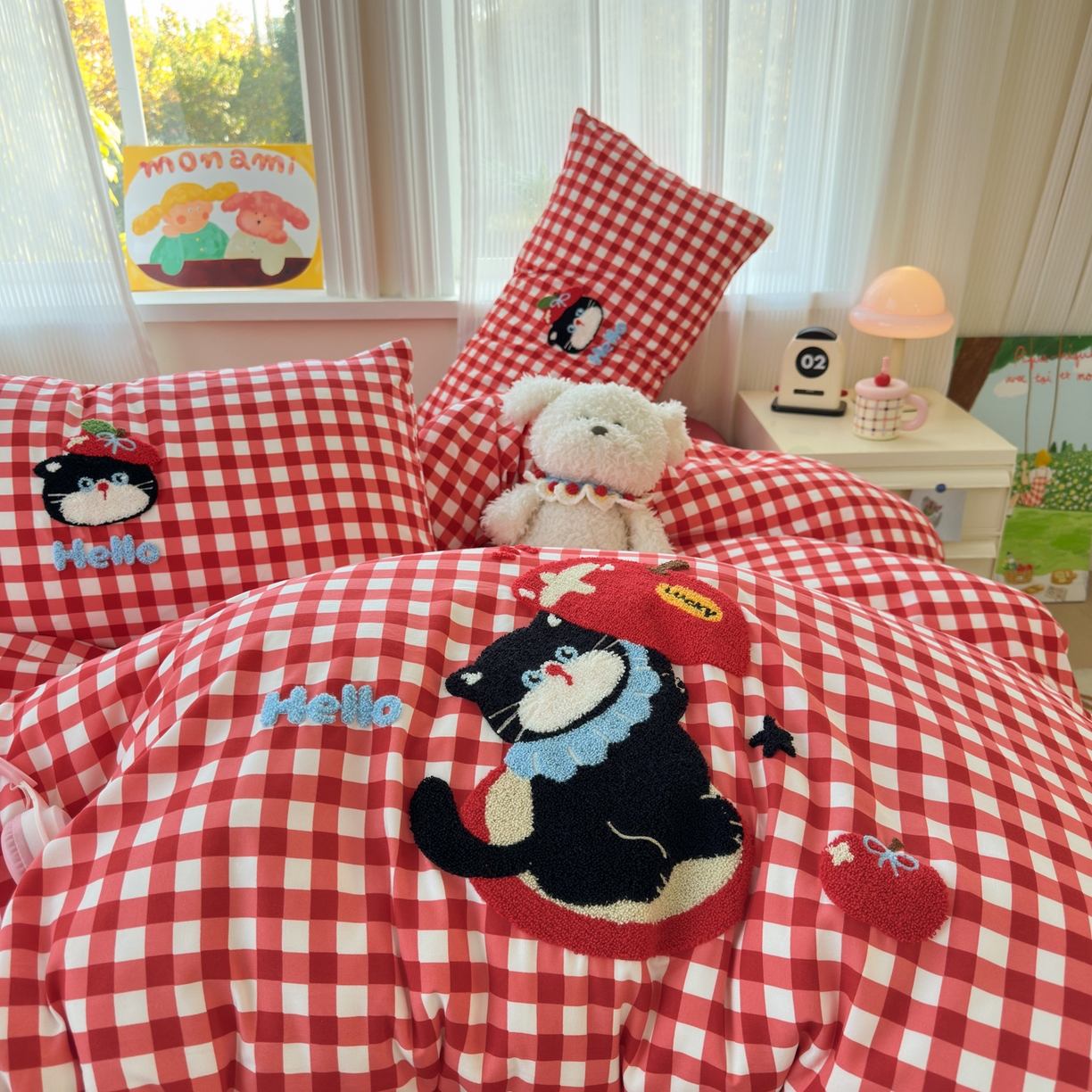 91家纺网 家纺一手货源 找家纺 奈颜 2026新款超柔水洗皱皱棉毛巾绣四件套 苹果猫咪