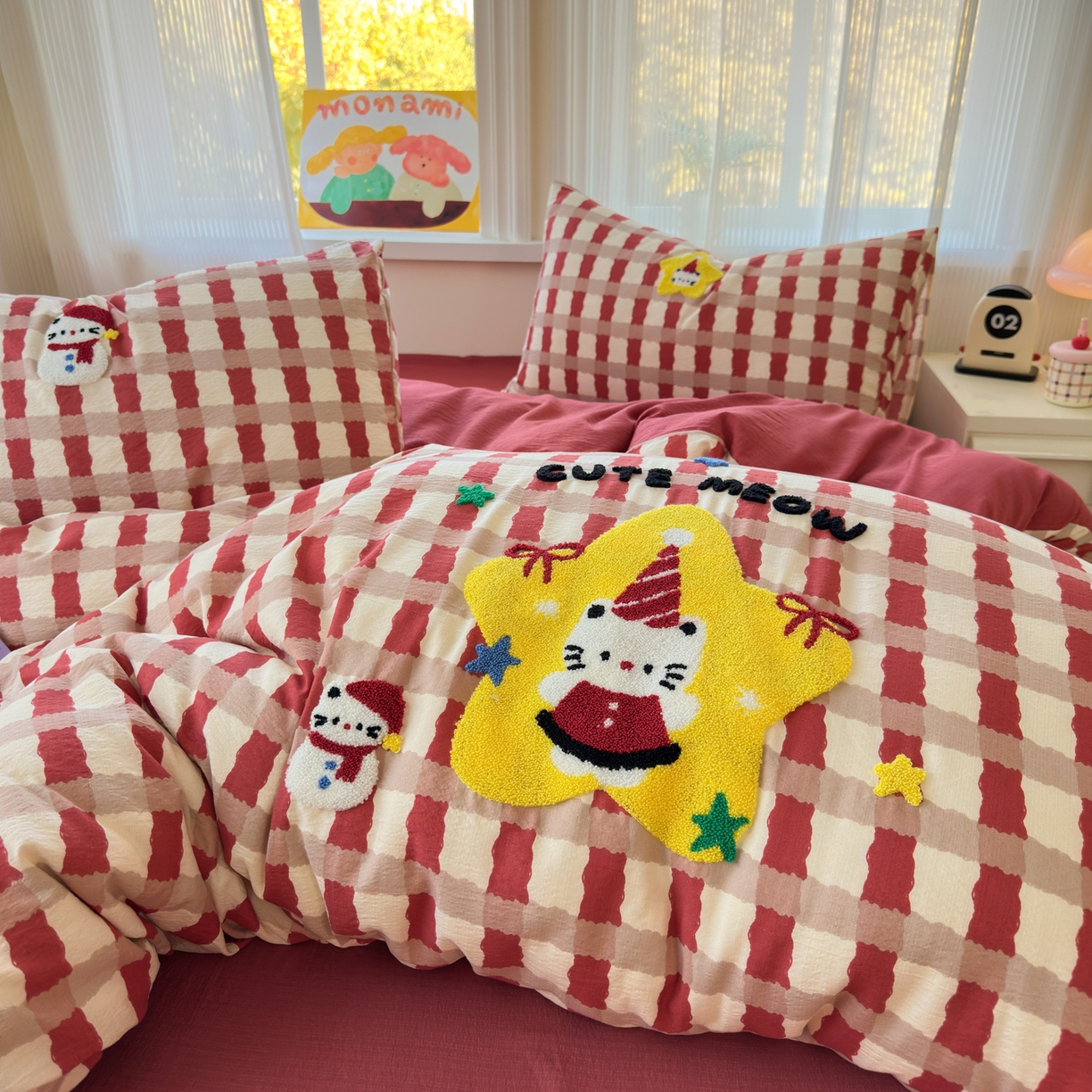 91家纺网 家纺一手货源 找家纺 奈颜 2026新款超柔水洗皱皱棉毛巾绣四件套 萌星KT