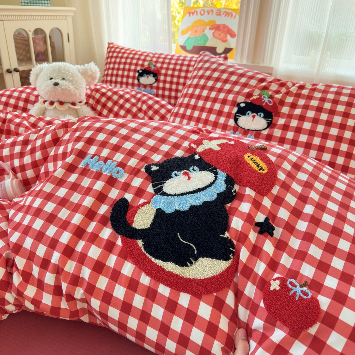 91家纺网 家纺一手货源 找家纺 奈颜 2026新款超柔水洗皱皱棉毛巾绣四件套 苹果猫咪