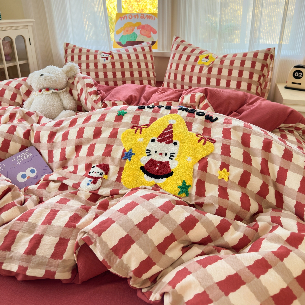 91家纺网 家纺一手货源 找家纺 奈颜 2026新款超柔水洗皱皱棉毛巾绣四件套 萌星KT