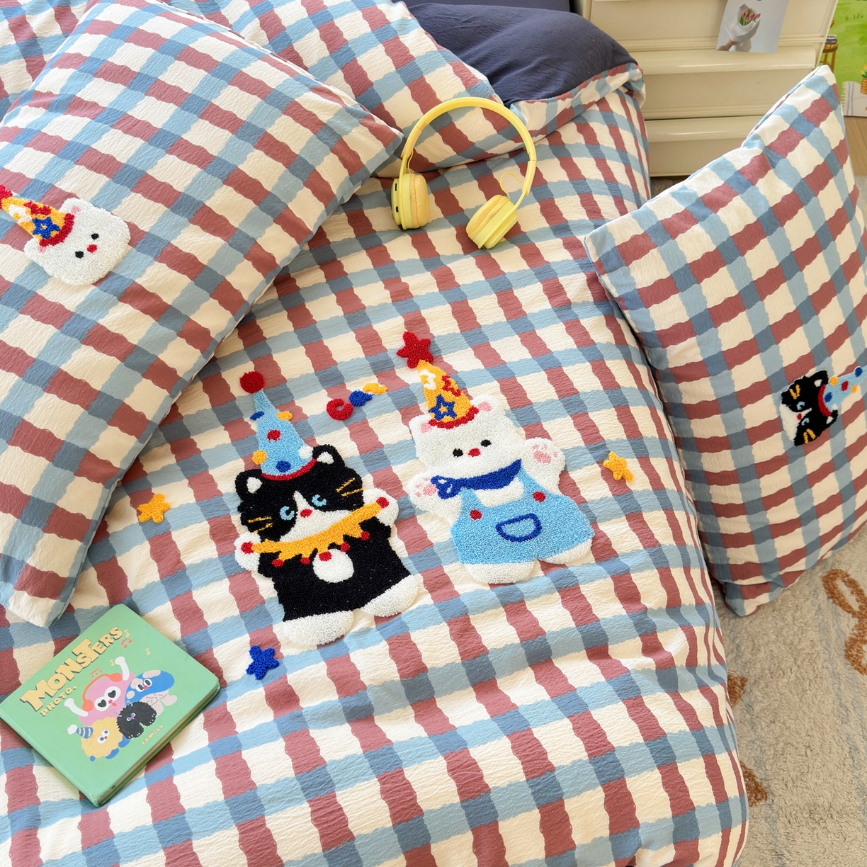 91家纺网 家纺一手货源 找家纺 奈颜 2026新款超柔水洗皱皱棉毛巾绣四件套 萌宠派对