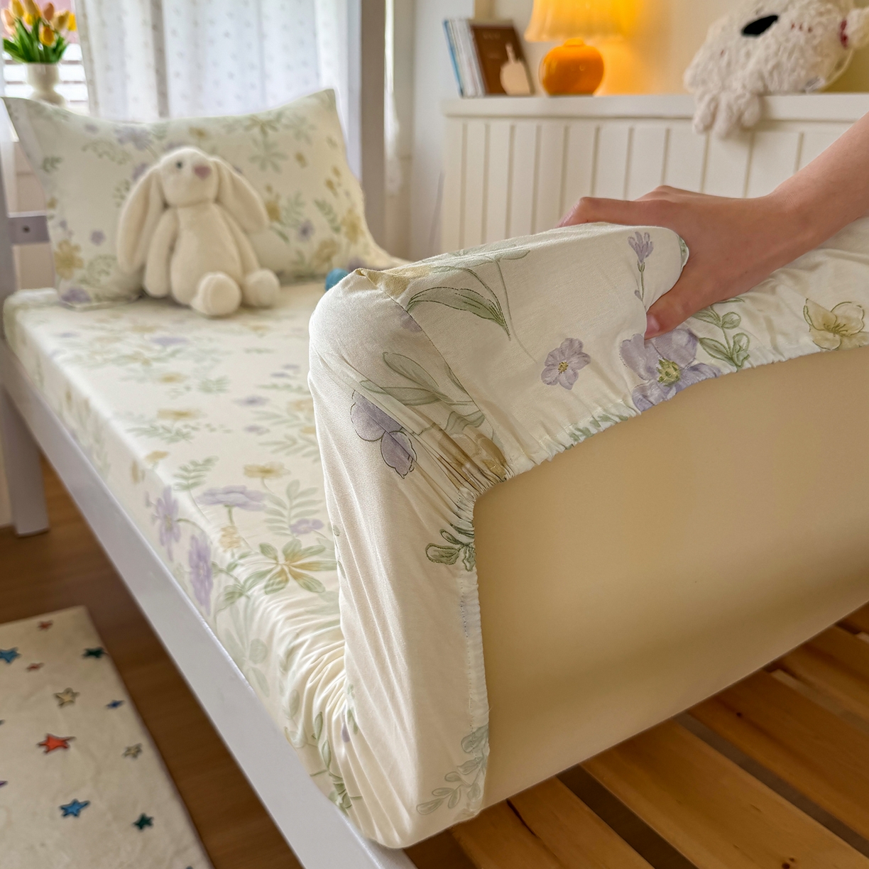 91家纺网 家纺一手货源 找家纺 尚帛 2026新款全棉品质喷气印花爆款四件套 多规格套件 单品系列-学生款单床笠 爱的花海