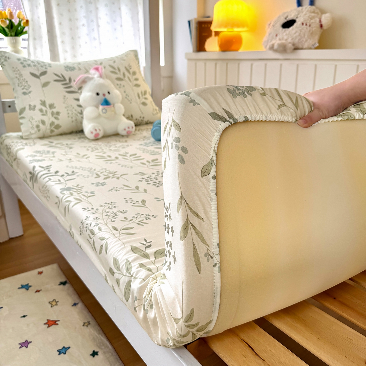 91家纺网 家纺一手货源 找家纺 尚帛 2026新款全棉品质喷气印花爆款四件套 多规格套件 单品系列-学生款单床笠 叶之恋