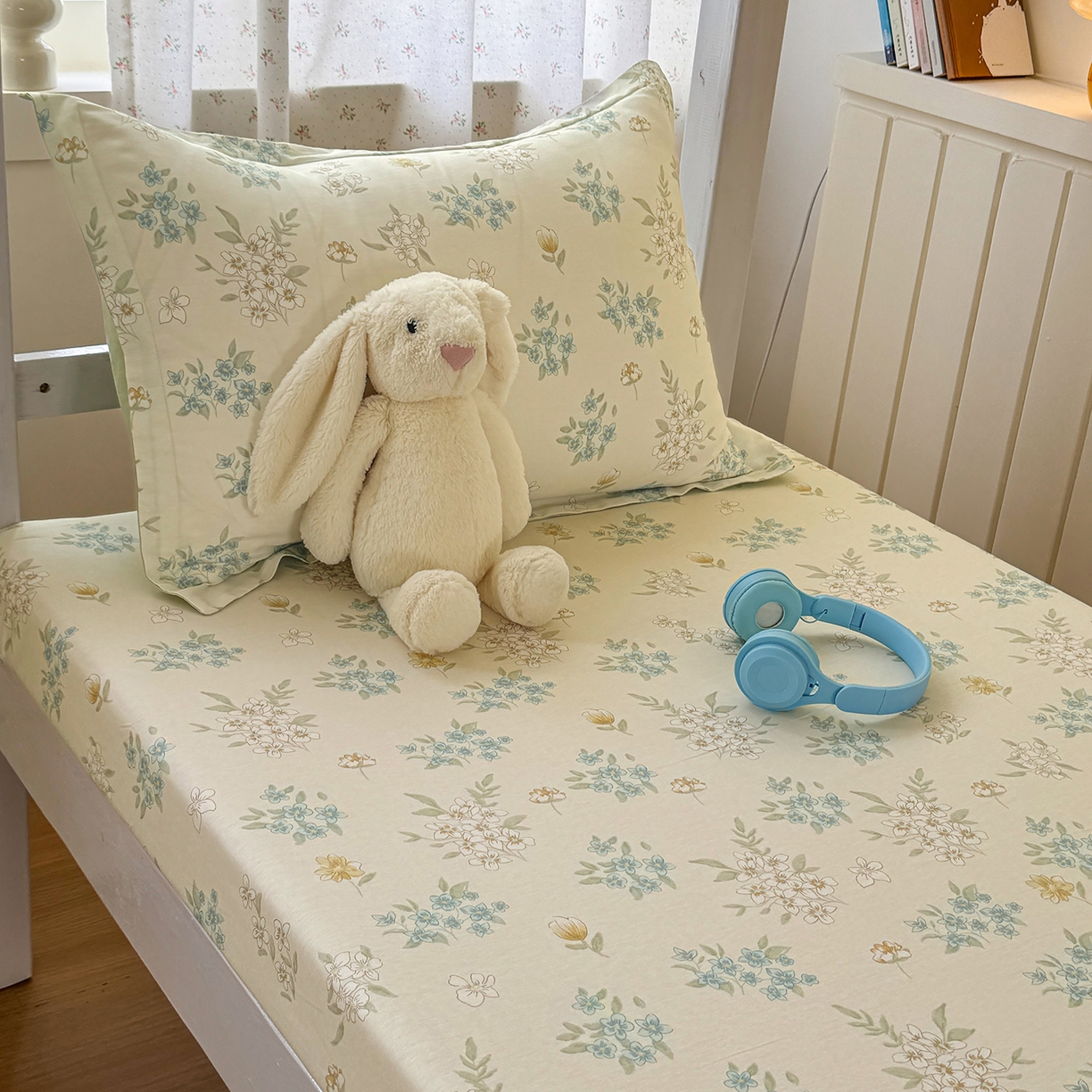 91家纺网 家纺一手货源 找家纺 尚帛 2026新款全棉品质喷气印花爆款四件套 多规格套件 单品系列-学生款单床笠 春漫庭