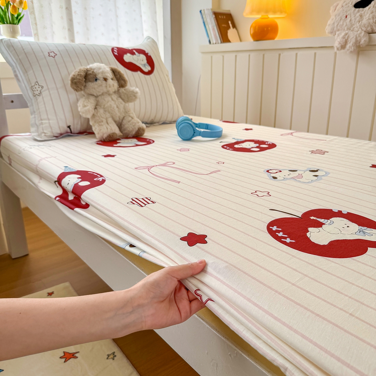 91家纺网 家纺一手货源 找家纺 尚帛 2026新款全棉品质喷气印花爆款四件套 多规格套件 单品系列-学生款单床笠 派对柯基