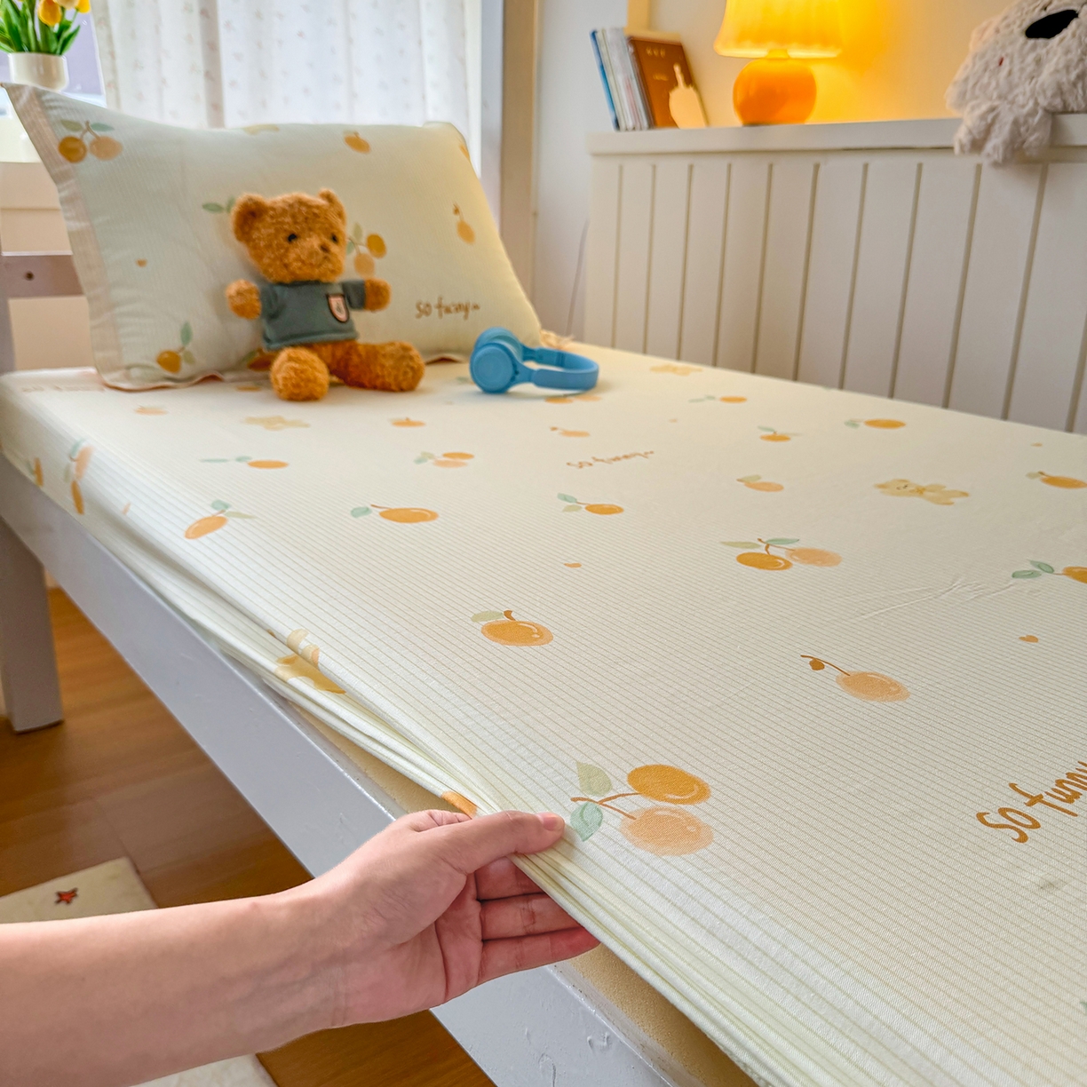 91家纺网 家纺一手货源 找家纺 尚帛 2026新款全棉品质喷气印花爆款四件套 多规格套件 单品系列-学生款单床笠 欢乐碰碰熊