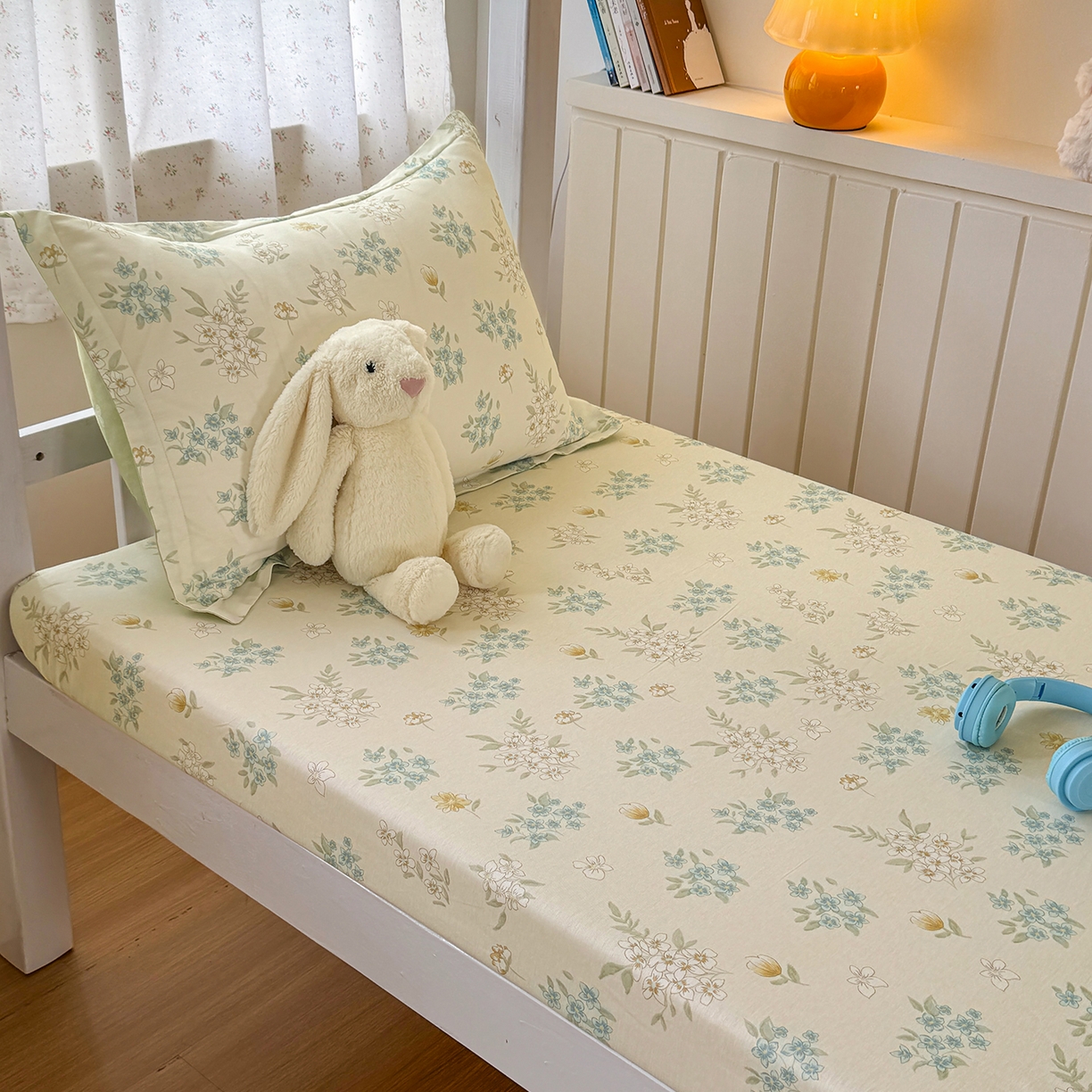 91家纺网 家纺一手货源 找家纺 尚帛 2026新款全棉品质喷气印花爆款四件套 多规格套件 单品系列-学生款单床笠 春漫庭