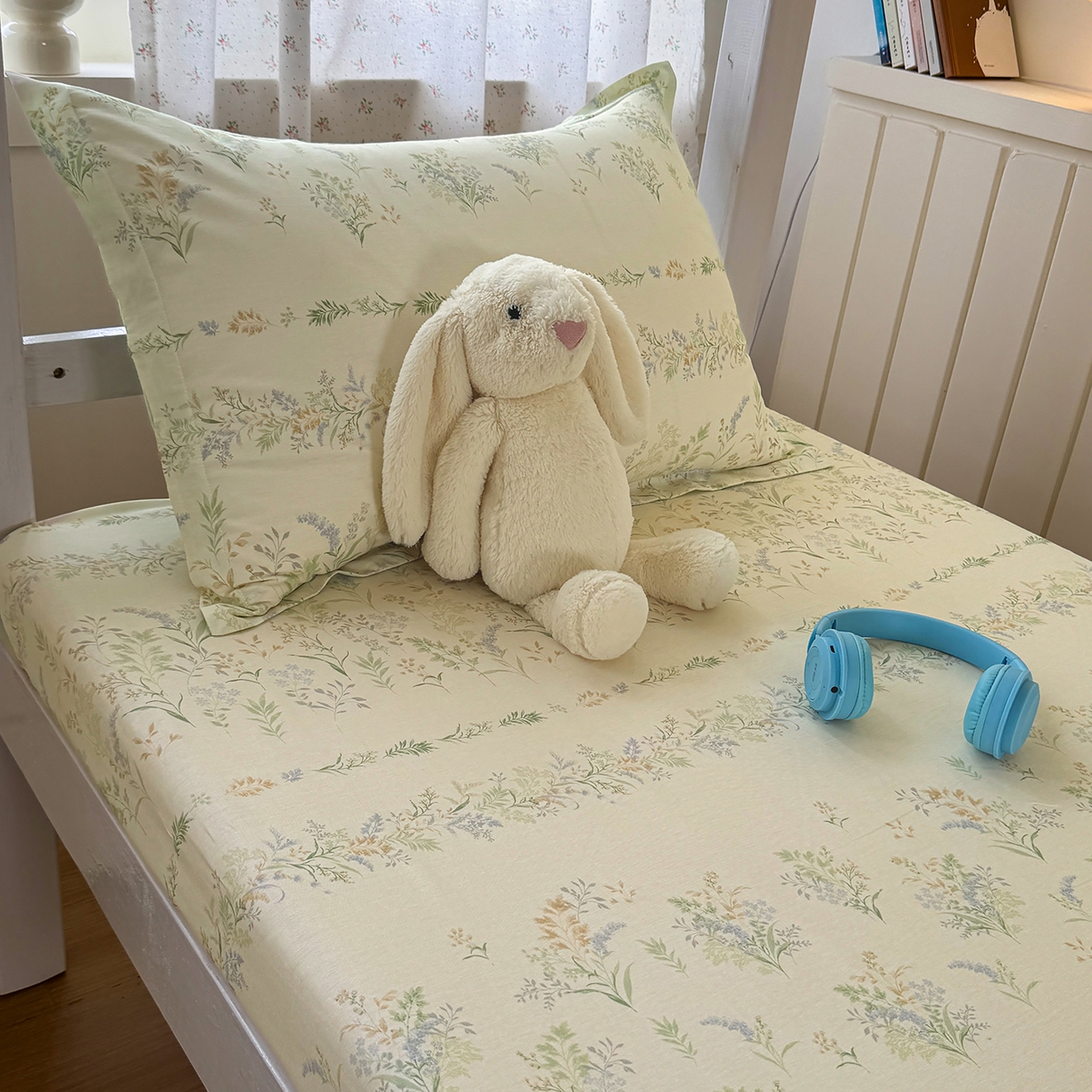 91家纺网 家纺一手货源 找家纺 尚帛 2026新款全棉品质喷气印花爆款四件套 多规格套件 单品系列-学生款单床笠 丛草集