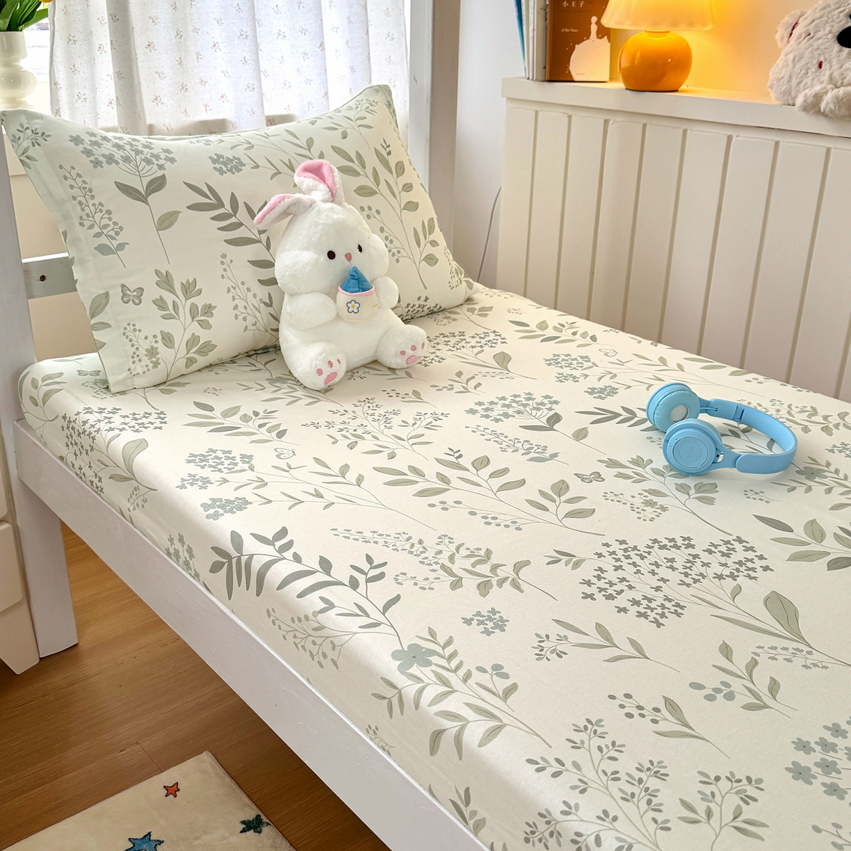 91家纺网 家纺一手货源 找家纺 尚帛 2026新款全棉品质喷气印花爆款四件套 多规格套件 单品系列-学生款单床笠 叶之恋