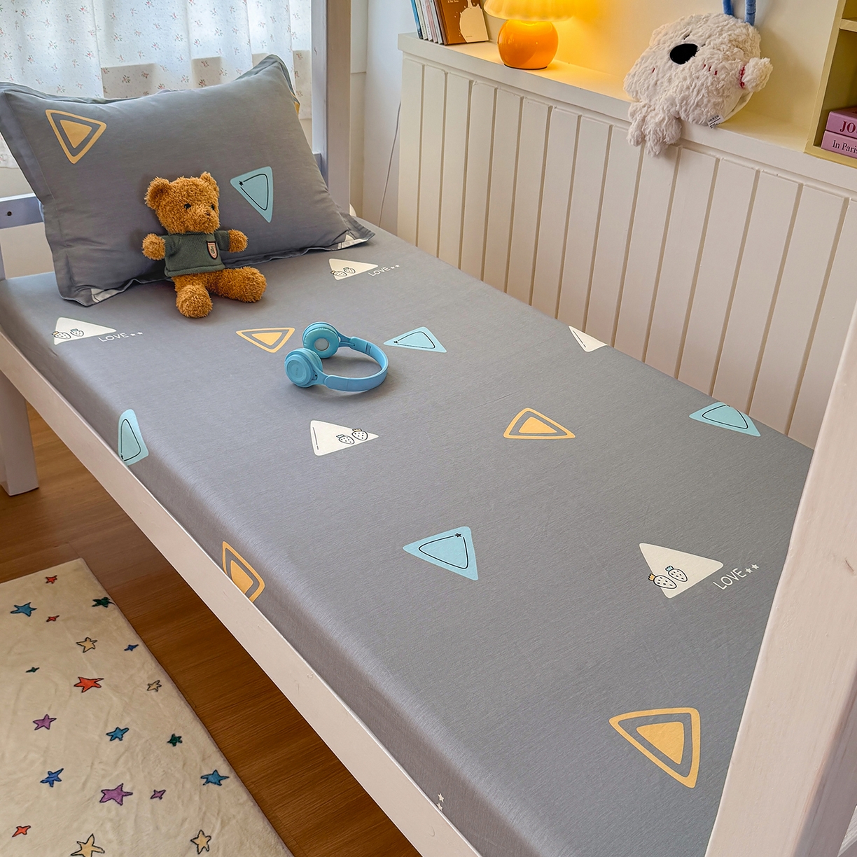 91家纺网 家纺一手货源 找家纺 尚帛 2026新款全棉品质喷气印花爆款四件套 多规格套件 单品系列-学生款单床笠 吉米