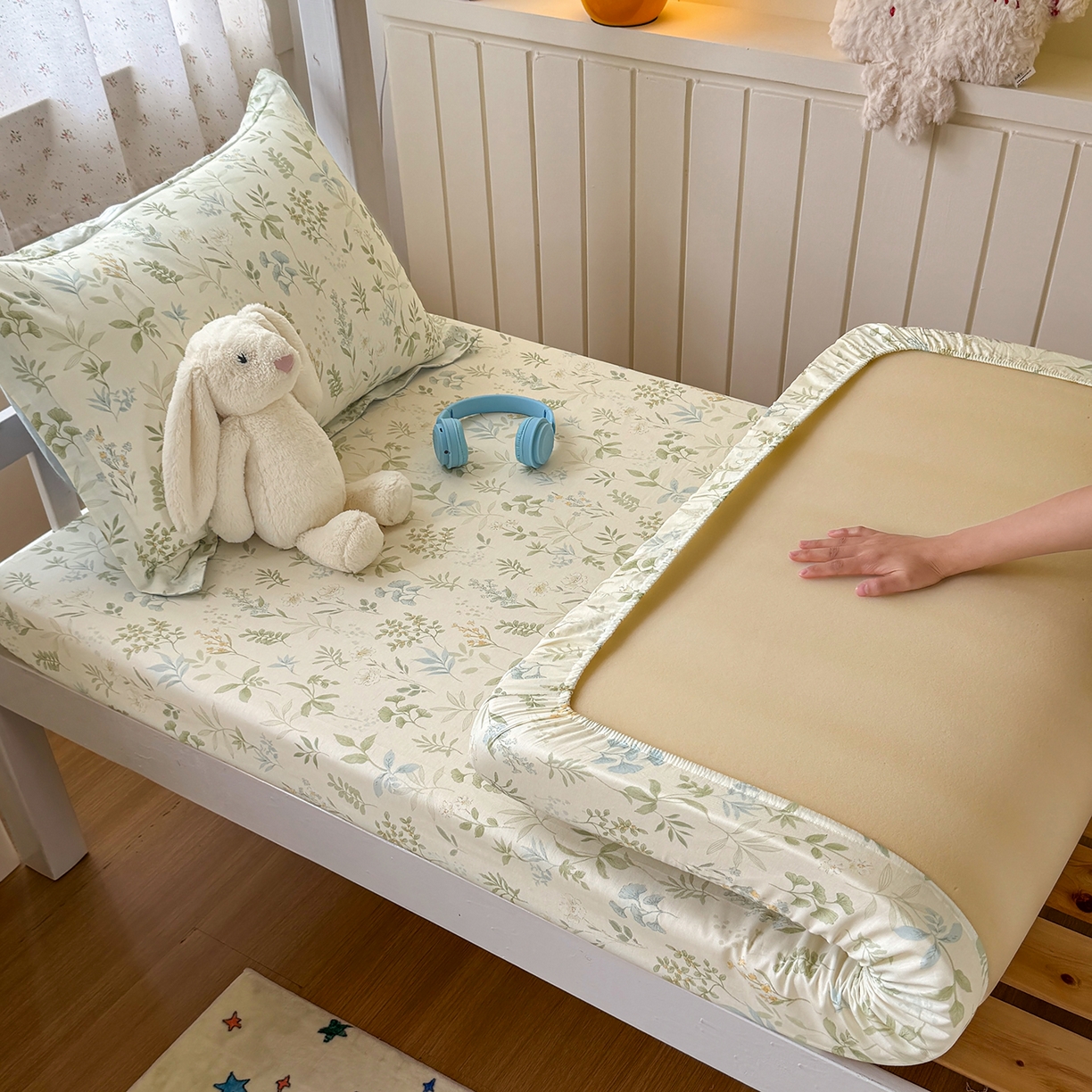 91家纺网 家纺一手货源 找家纺 尚帛 2026新款全棉品质喷气印花爆款四件套 多规格套件 单品系列-学生款单床笠 浅草繁花