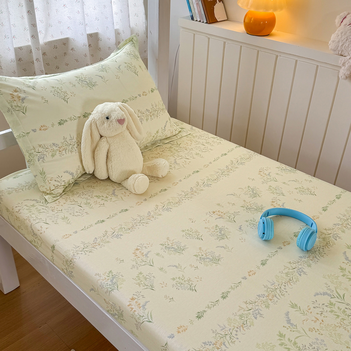 91家纺网 家纺一手货源 找家纺 尚帛 2026新款全棉品质喷气印花爆款四件套 多规格套件 单品系列-学生款单床笠 丛草集