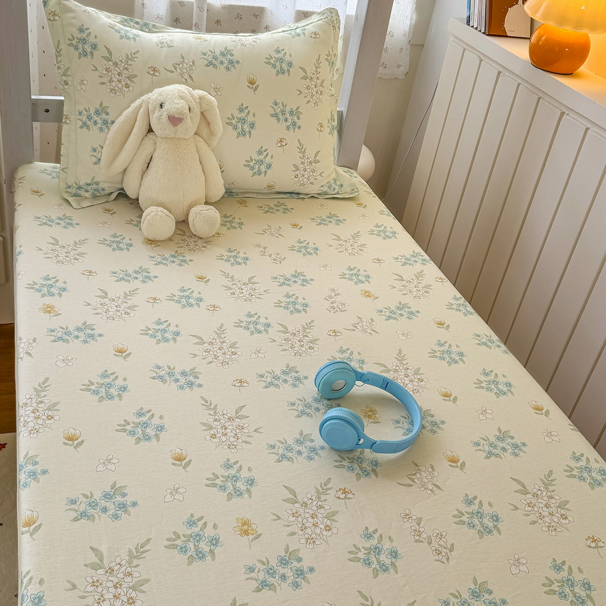 91家纺网 家纺一手货源 找家纺 尚帛 2026新款全棉品质喷气印花爆款四件套 多规格套件 单品系列-学生款单床笠 春漫庭