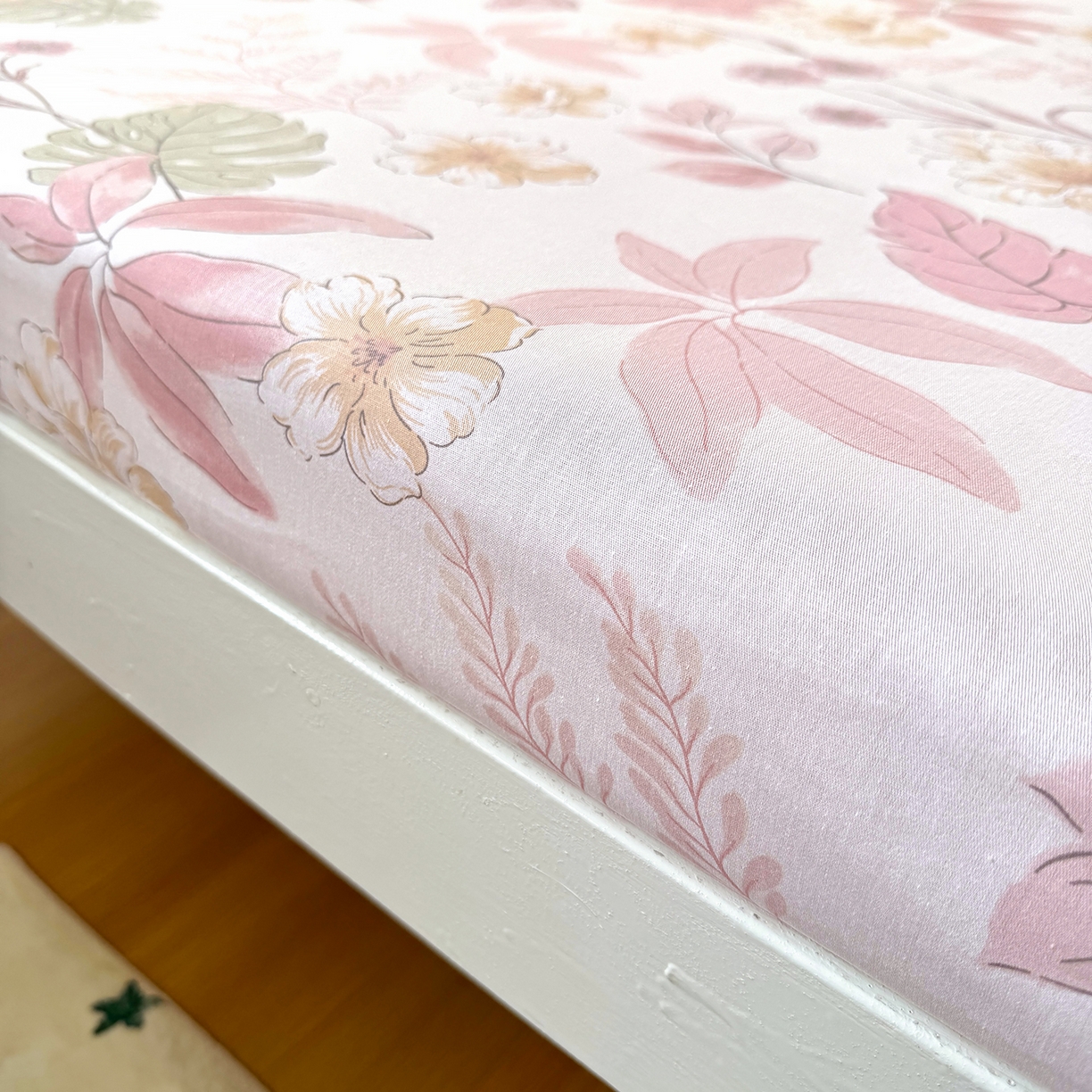 91家纺网 家纺一手货源 找家纺 尚帛 2026新款全棉品质喷气印花爆款四件套 多规格套件 单品系列-学生款单床笠 叶柔粉