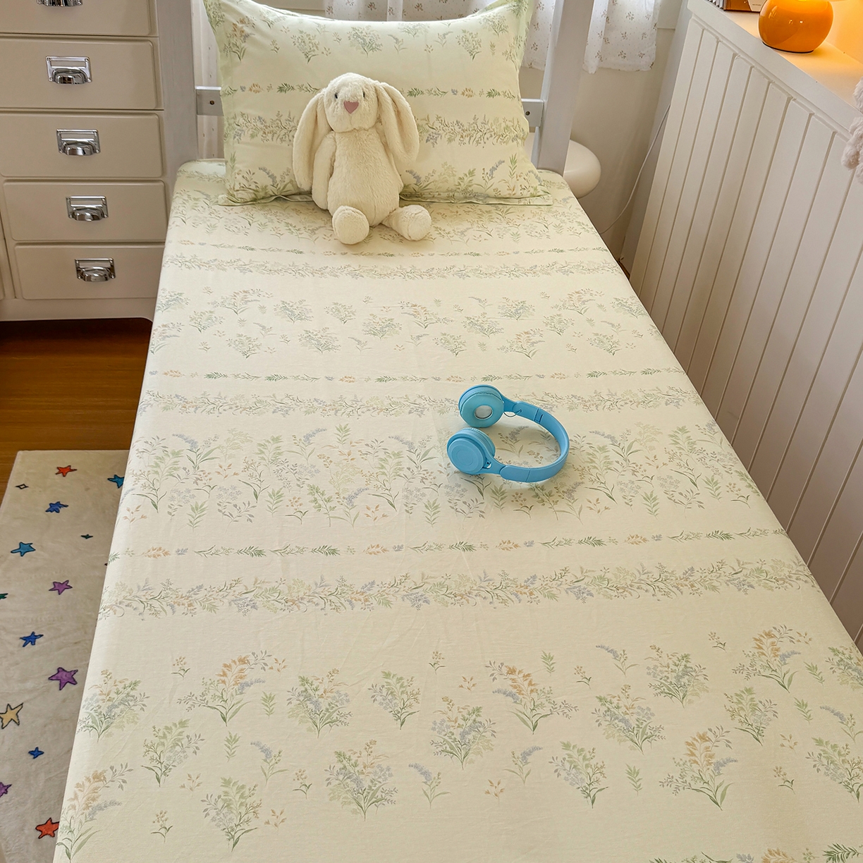 91家纺网 家纺一手货源 找家纺 尚帛 2026新款全棉品质喷气印花爆款四件套 多规格套件 单品系列-学生款单床笠 丛草集