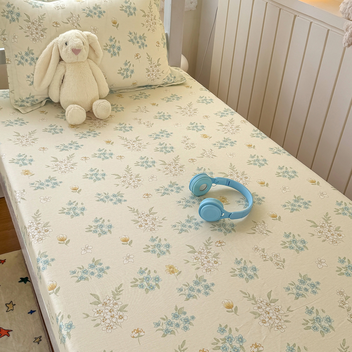 91家纺网 家纺一手货源 找家纺 尚帛 2026新款全棉品质喷气印花爆款四件套 多规格套件 单品系列-学生款单床笠 春漫庭