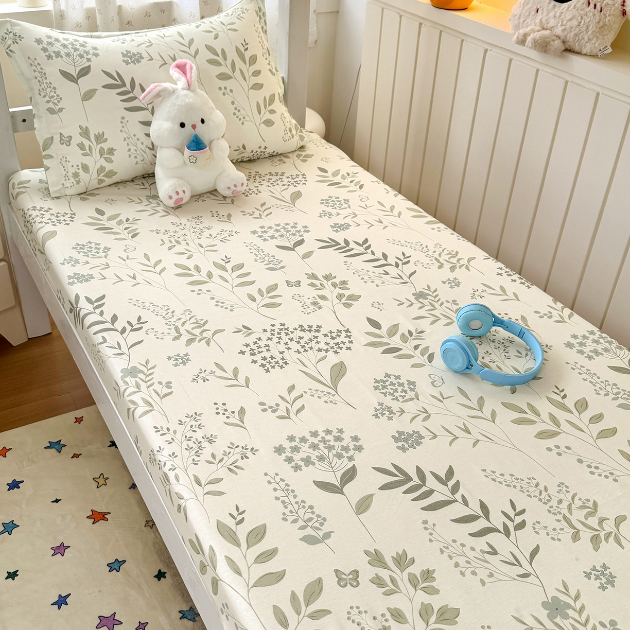 91家纺网 家纺一手货源 找家纺 尚帛 2026新款全棉品质喷气印花爆款四件套 多规格套件 单品系列-学生款单床笠 叶之恋