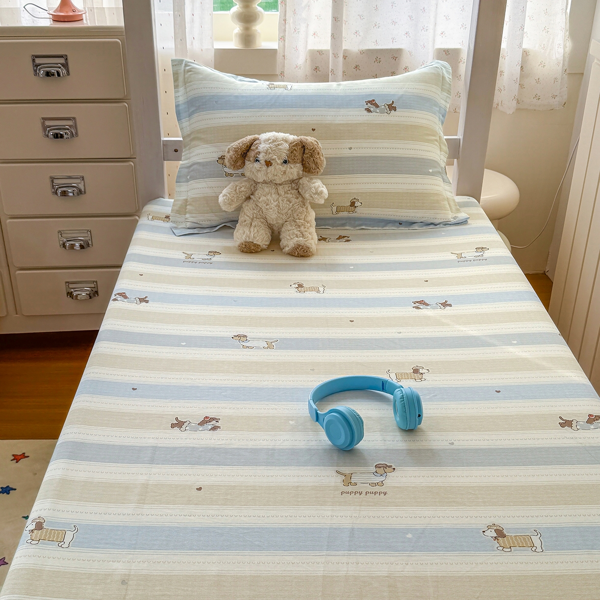 91家纺网 家纺一手货源 找家纺 尚帛 2026新款全棉品质喷气印花爆款四件套 多规格套件 单品系列-学生款单床笠 奔跑小狗