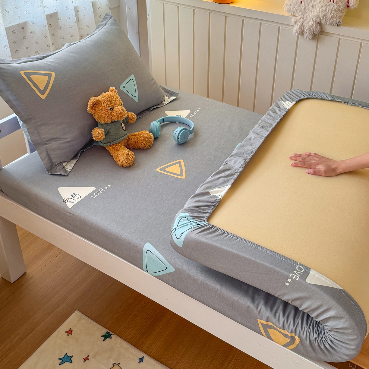 91家纺网 家纺一手货源 找家纺 尚帛 2026新款全棉品质喷气印花爆款四件套 多规格套件 单品系列-学生款单床笠 吉米