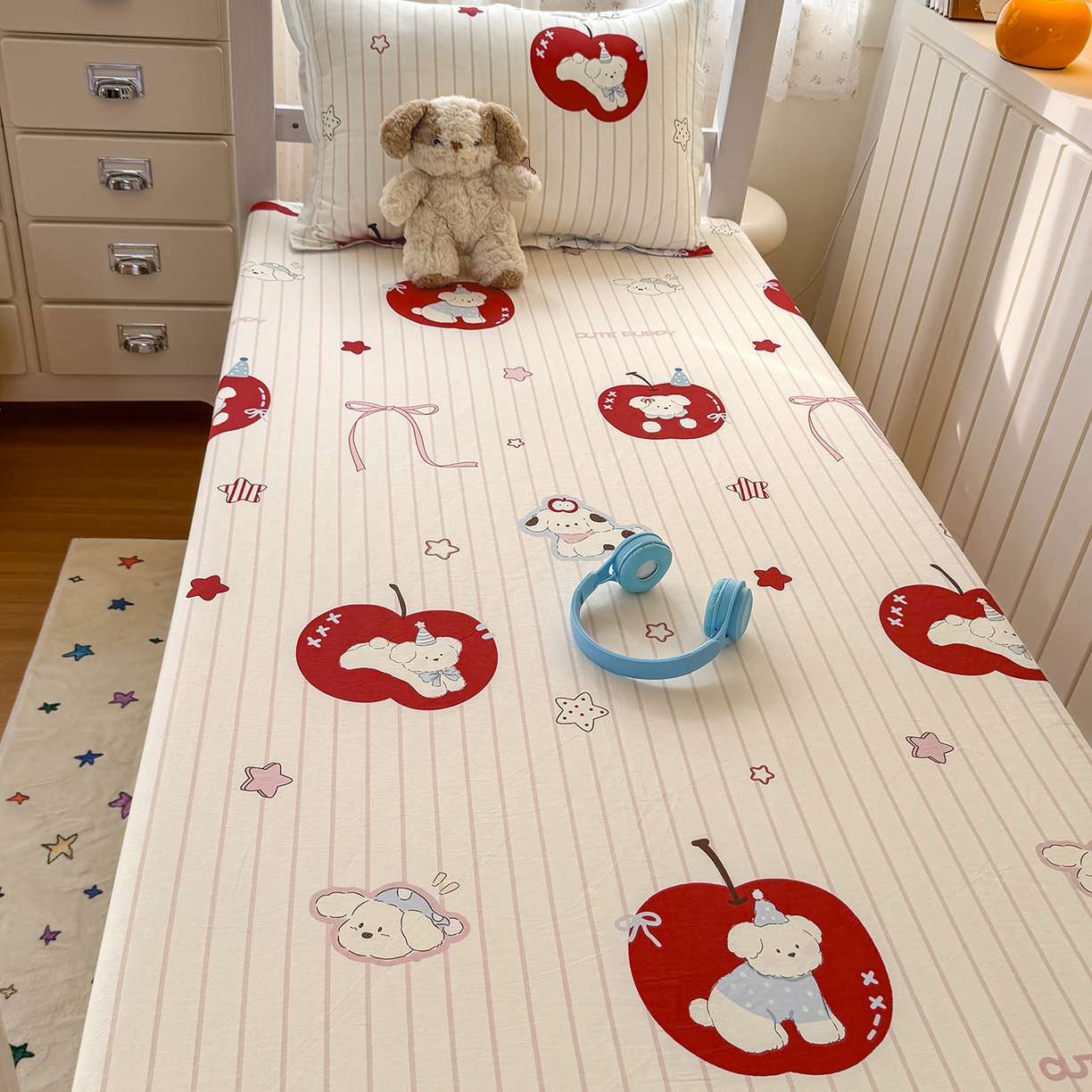 91家纺网 家纺一手货源 找家纺 尚帛 2026新款全棉品质喷气印花爆款四件套 多规格套件 单品系列-学生款单床笠 派对柯基