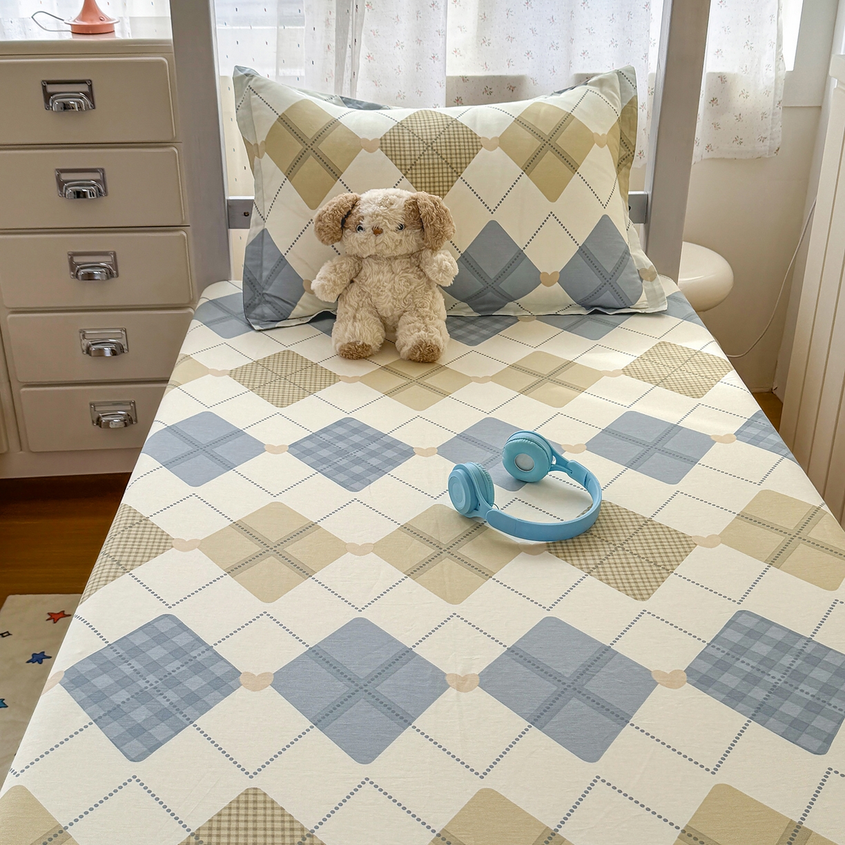 91家纺网 家纺一手货源 找家纺 尚帛 2026新款全棉品质喷气印花爆款四件套 多规格套件 单品系列-学生款单床笠 佳丽斯