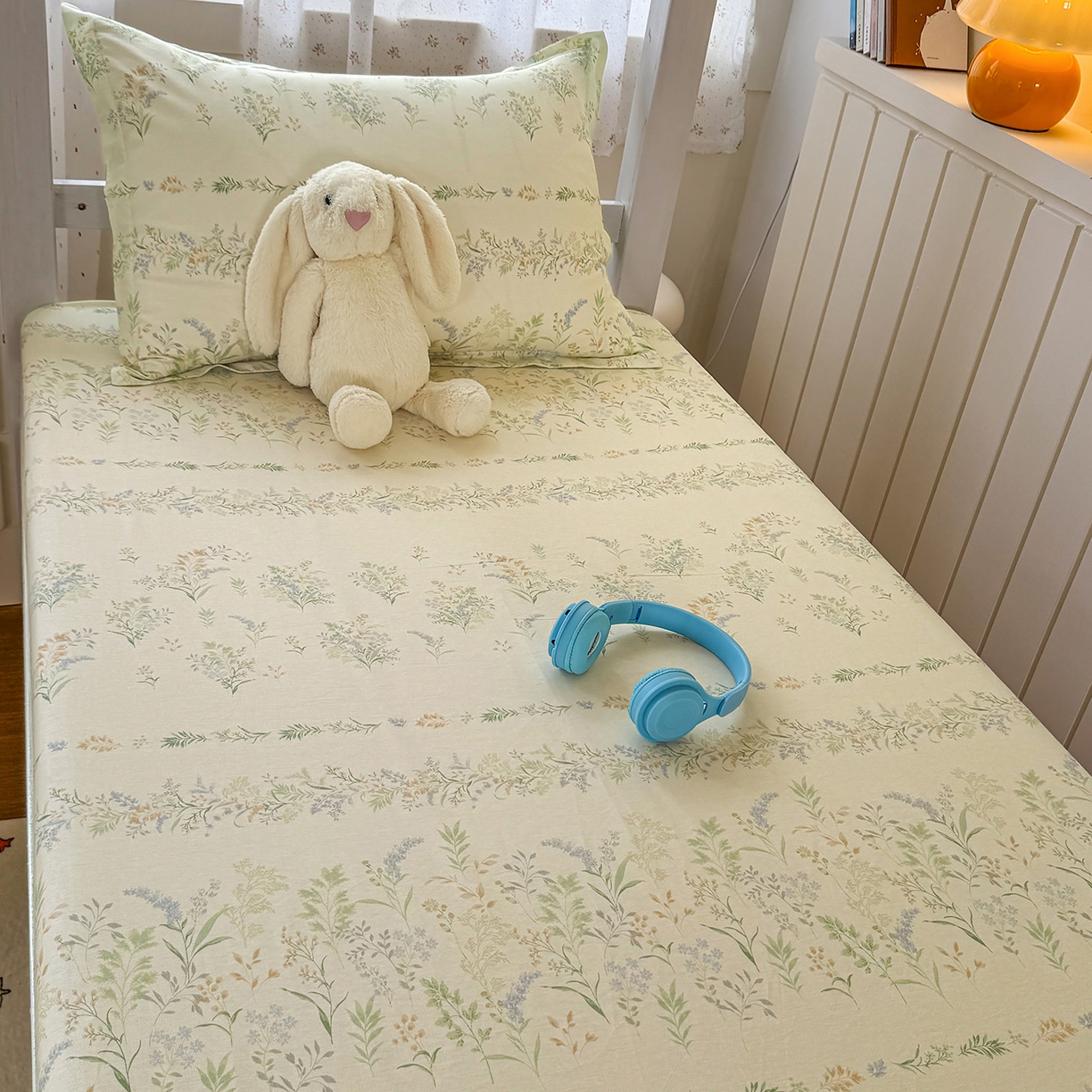 91家纺网 家纺一手货源 找家纺 尚帛 2026新款全棉品质喷气印花爆款四件套 多规格套件 单品系列-学生款单床笠 丛草集