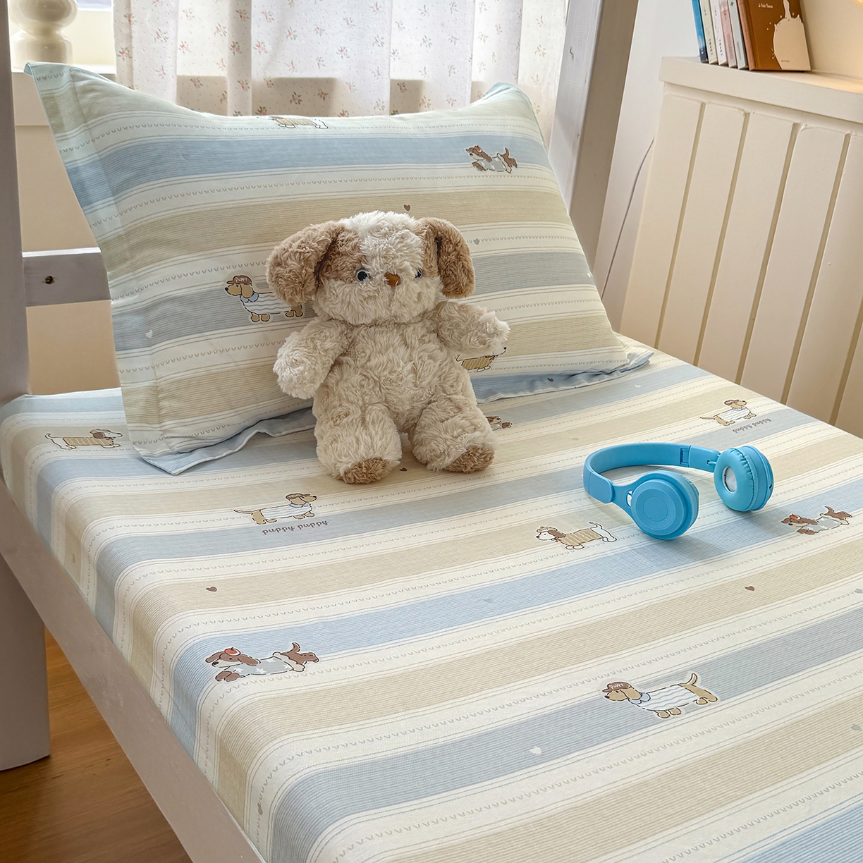 91家纺网 家纺一手货源 找家纺 尚帛 2026新款全棉品质喷气印花爆款四件套 多规格套件 单品系列-学生款单床笠 奔跑小狗