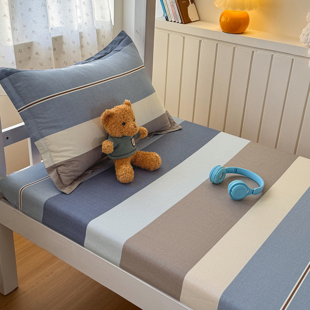 91家纺网 家纺一手货源 找家纺 尚帛 2026新款全棉品质喷气印花爆款四件套 多规格套件 单品系列-学生款单床笠 时尚慕斯