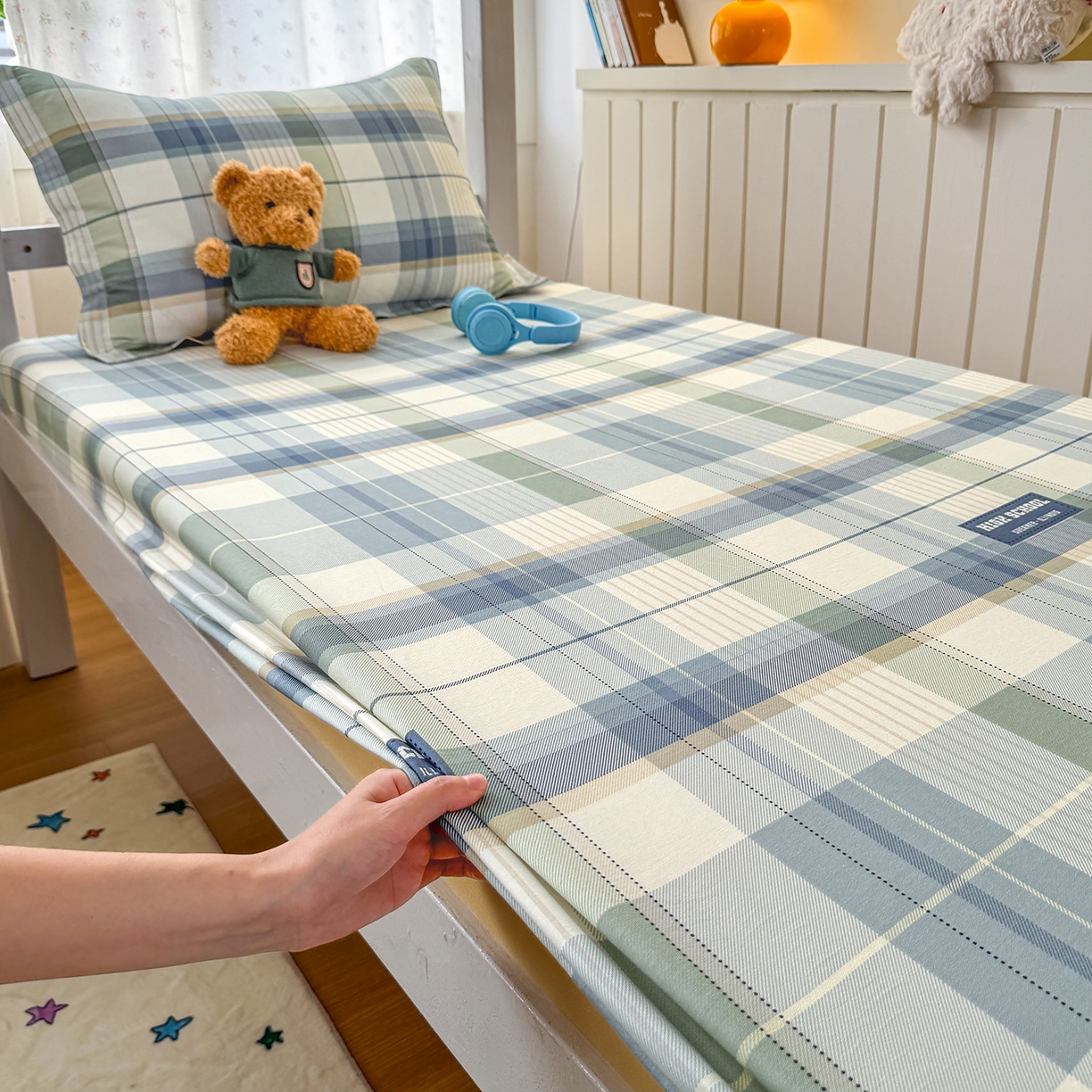 91家纺网 家纺一手货源 找家纺 尚帛 2026新款全棉品质喷气印花爆款四件套 多规格套件 单品系列-学生款单床笠 格兰德-蓝