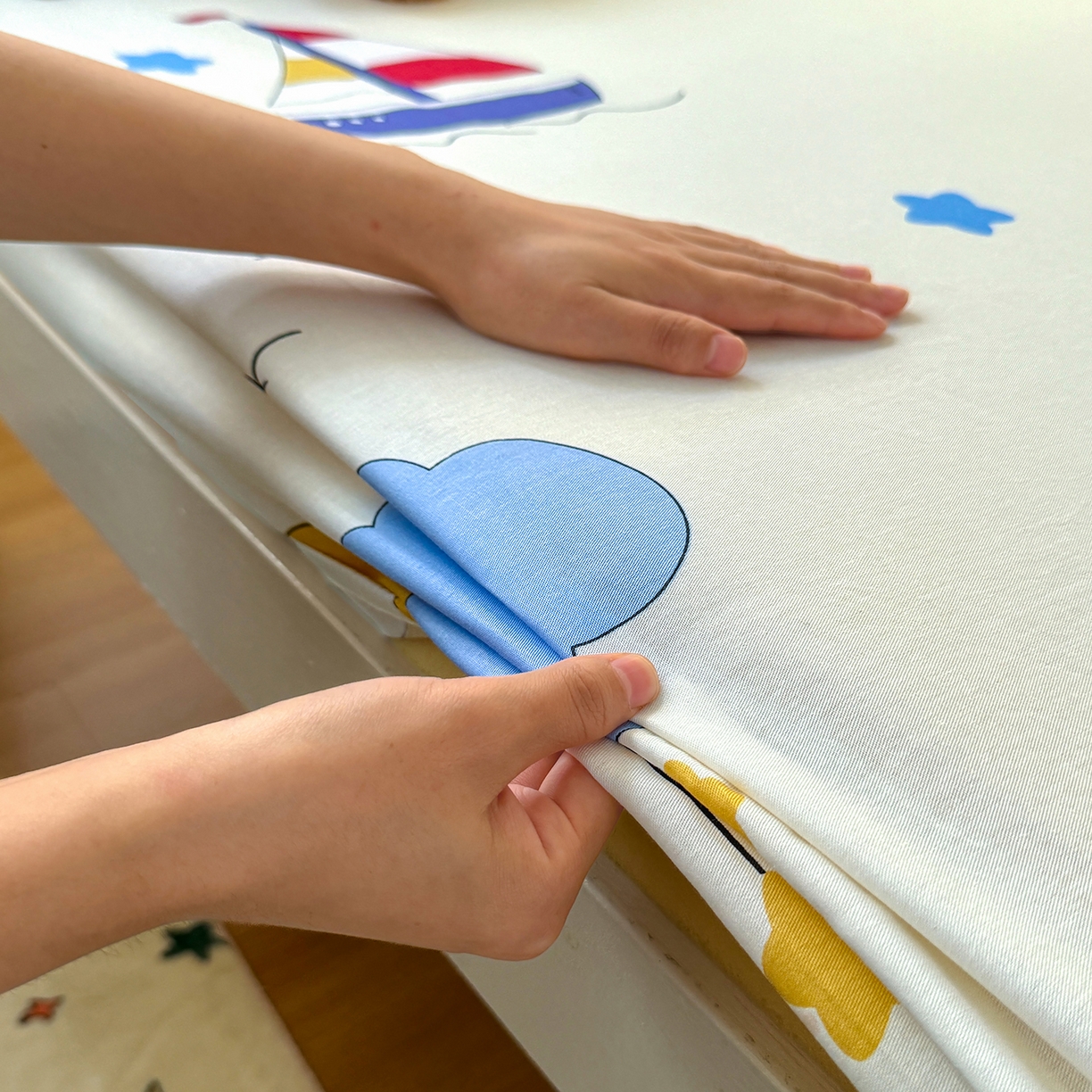 91家纺网 家纺一手货源 找家纺 尚帛 2026新款全棉品质喷气印花爆款四件套 多规格套件 单品系列-学生款单床笠 水上乐园