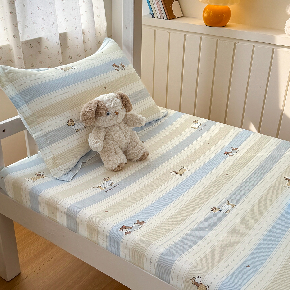 91家纺网 家纺一手货源 找家纺 尚帛 2026新款全棉品质喷气印花爆款四件套 多规格套件 单品系列-学生款单床笠 奔跑小狗