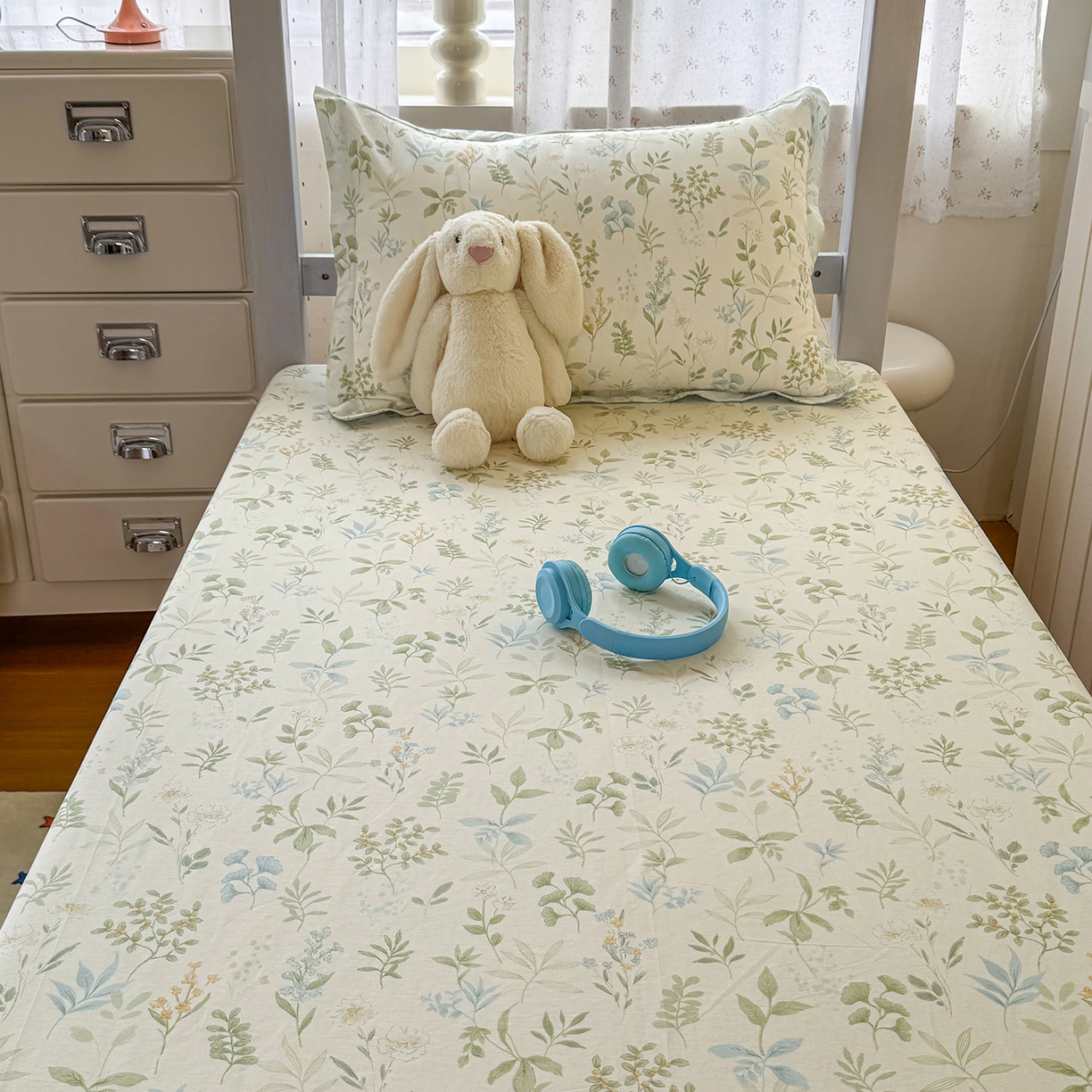 91家纺网 家纺一手货源 找家纺 尚帛 2026新款全棉品质喷气印花爆款四件套 多规格套件 单品系列-学生款单床笠 浅草繁花