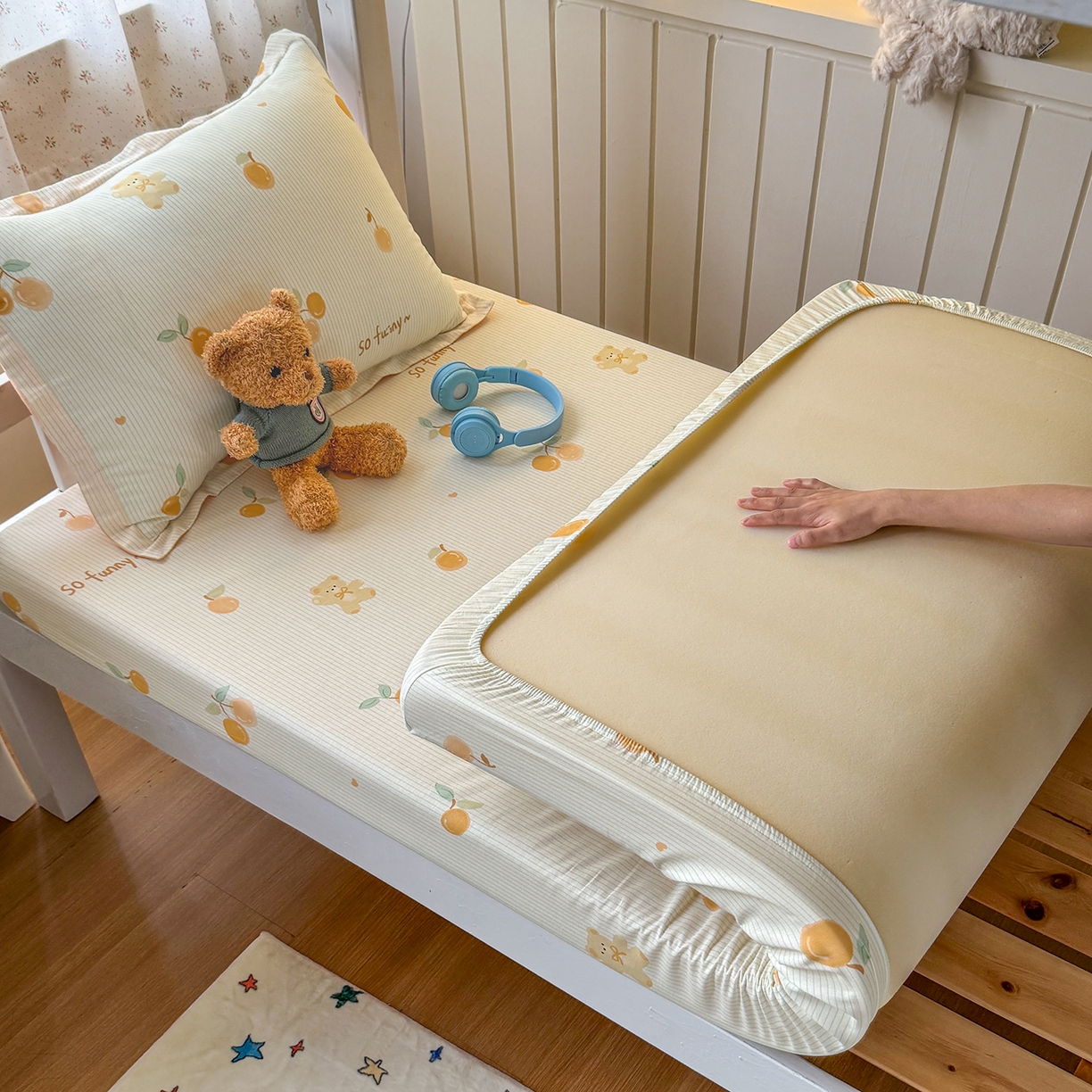 91家纺网 家纺一手货源 找家纺 尚帛 2026新款全棉品质喷气印花爆款四件套 多规格套件 单品系列-学生款单床笠 欢乐碰碰熊