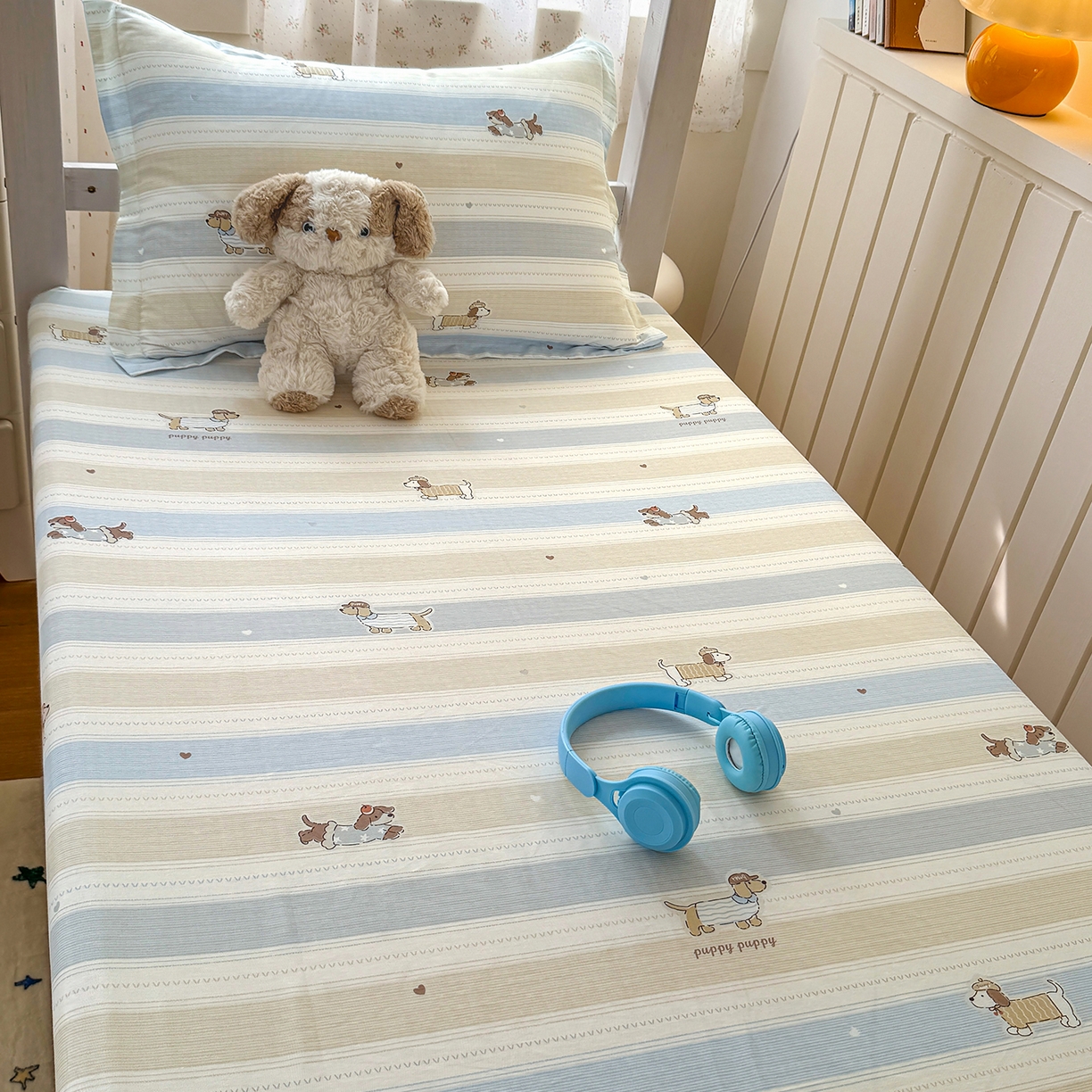 91家纺网 家纺一手货源 找家纺 尚帛 2026新款全棉品质喷气印花爆款四件套 多规格套件 单品系列-学生款单床笠 奔跑小狗