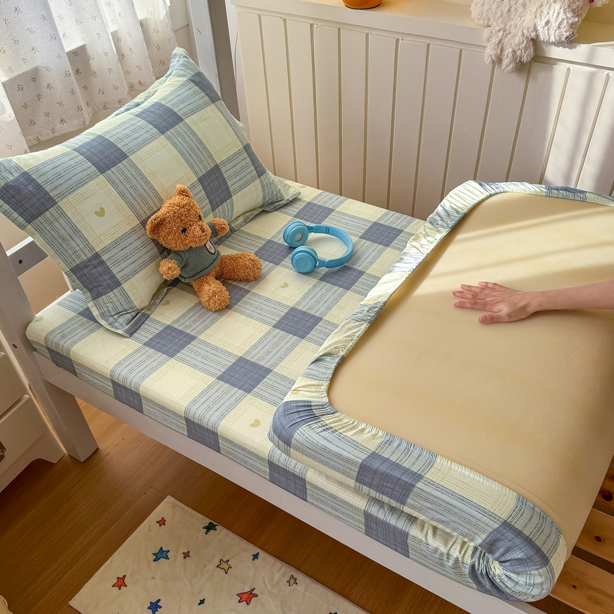 91家纺网 家纺一手货源 找家纺 尚帛 2026新款全棉品质喷气印花爆款四件套 多规格套件 单品系列-学生款单床笠 初心-灰