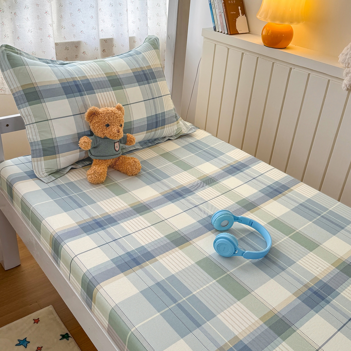 91家纺网 家纺一手货源 找家纺 尚帛 2026新款全棉品质喷气印花爆款四件套 多规格套件 单品系列-学生款单床笠 格兰德-蓝