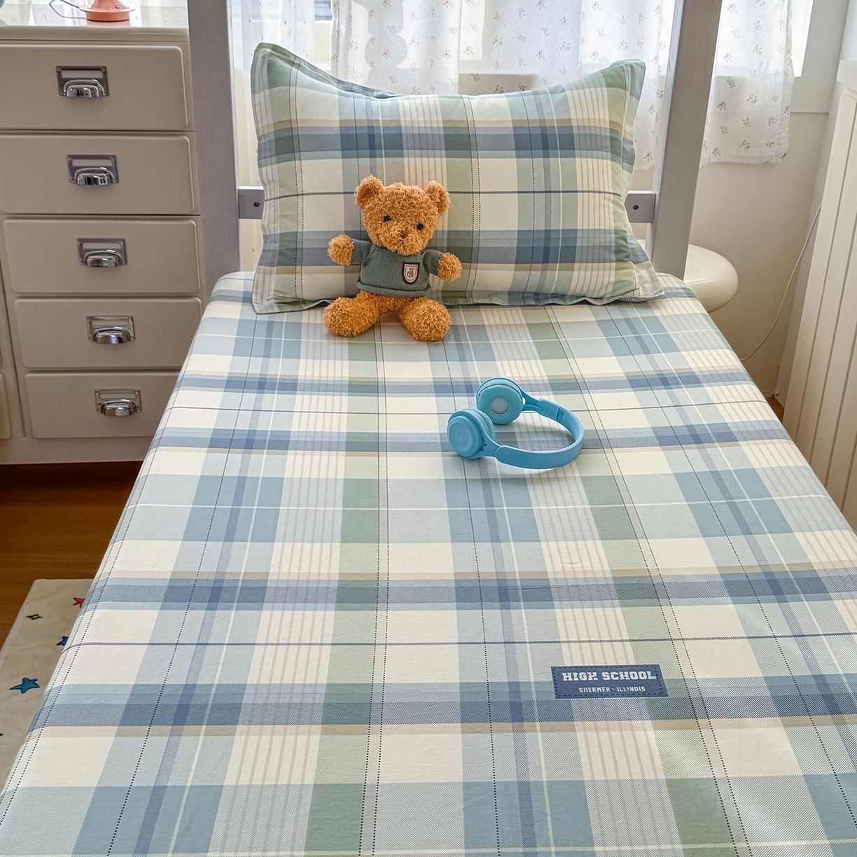 91家纺网 家纺一手货源 找家纺 尚帛 2026新款全棉品质喷气印花爆款四件套 多规格套件 单品系列-学生款单床笠 格兰德-蓝