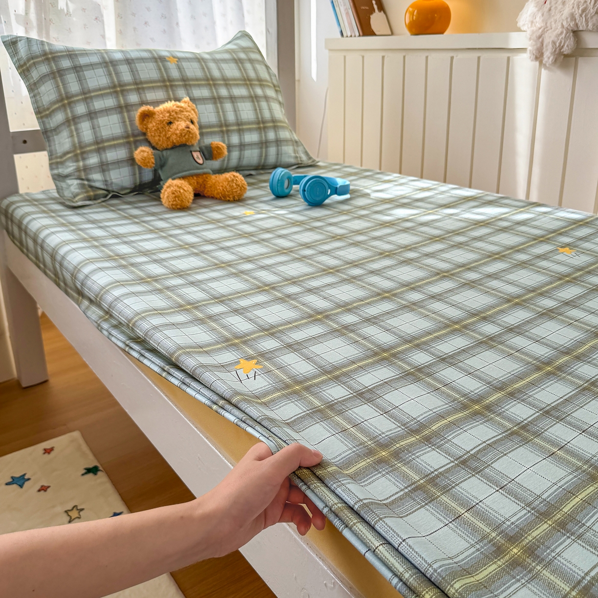 91家纺网 家纺一手货源 找家纺 尚帛 2026新款全棉品质喷气印花爆款四件套 多规格套件 单品系列-学生款单床笠 闪耀的星