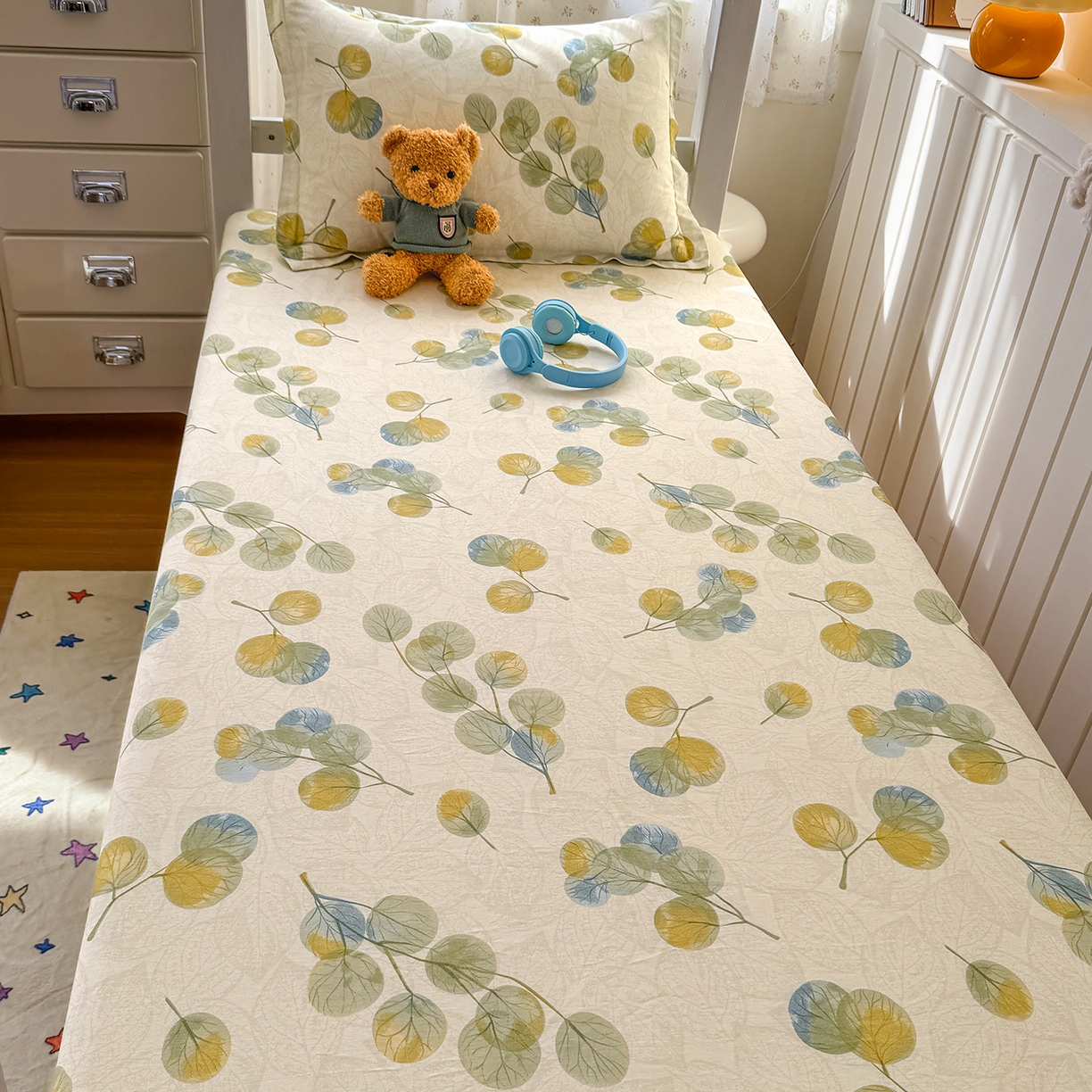 91家纺网 家纺一手货源 找家纺 尚帛 2026新款全棉品质喷气印花爆款四件套 多规格套件 单品系列-学生款单床笠 秋飘铃