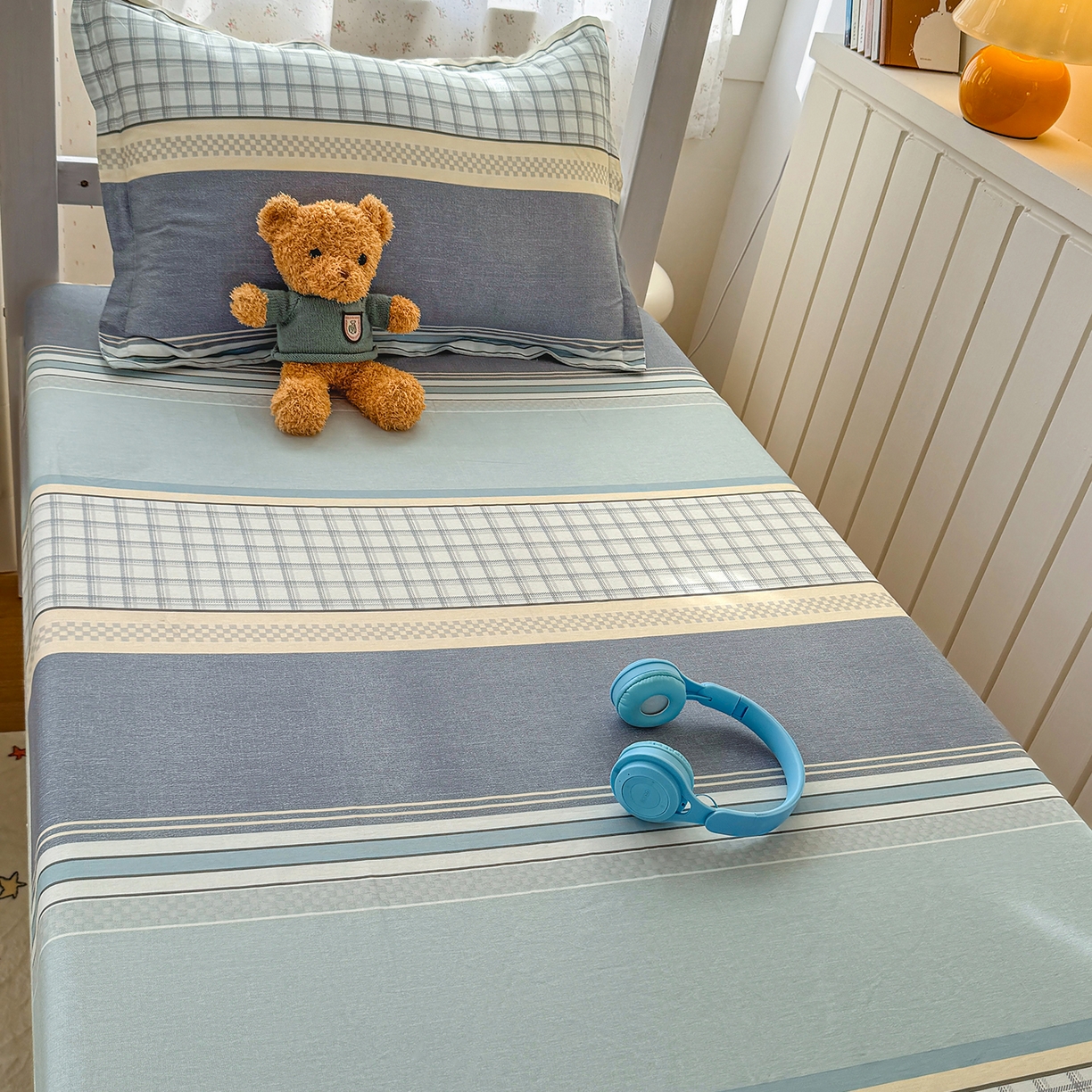 91家纺网 家纺一手货源 找家纺 尚帛 2026新款全棉品质喷气印花爆款四件套 多规格套件 单品系列-学生款单床笠 爱之艺术-灰