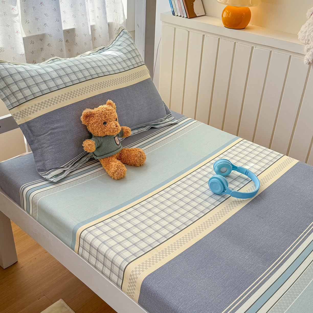 91家纺网 家纺一手货源 找家纺 尚帛 2026新款全棉品质喷气印花爆款四件套 多规格套件 单品系列-学生款单床笠 爱之艺术-灰