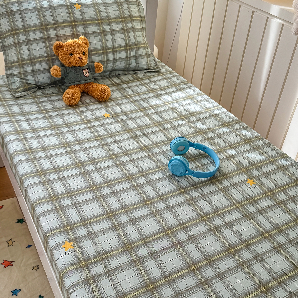 91家纺网 家纺一手货源 找家纺 尚帛 2026新款全棉品质喷气印花爆款四件套 多规格套件 单品系列-学生款单床笠 闪耀的星