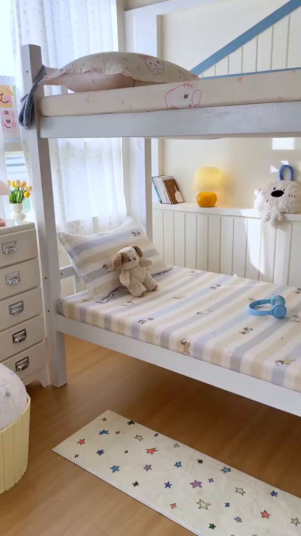 91家纺网 家纺一手货源 找家纺 尚帛 2026新款全棉品质喷气印花爆款四件套 多规格套件 单品系列-学生款单床笠 奔跑小狗