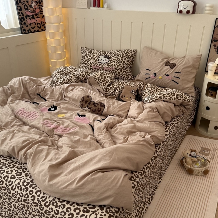 91家纺网 家纺一手货源 找家纺 （总）奈颜 2026新款A类水洗棉大版毛巾绣豹纹小猫四件套--实拍图