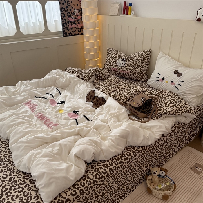 91家纺网 家纺一手货源 找家纺 （总）奈颜 2026新款A类水洗棉大版毛巾绣豹纹小猫四件套--实拍图